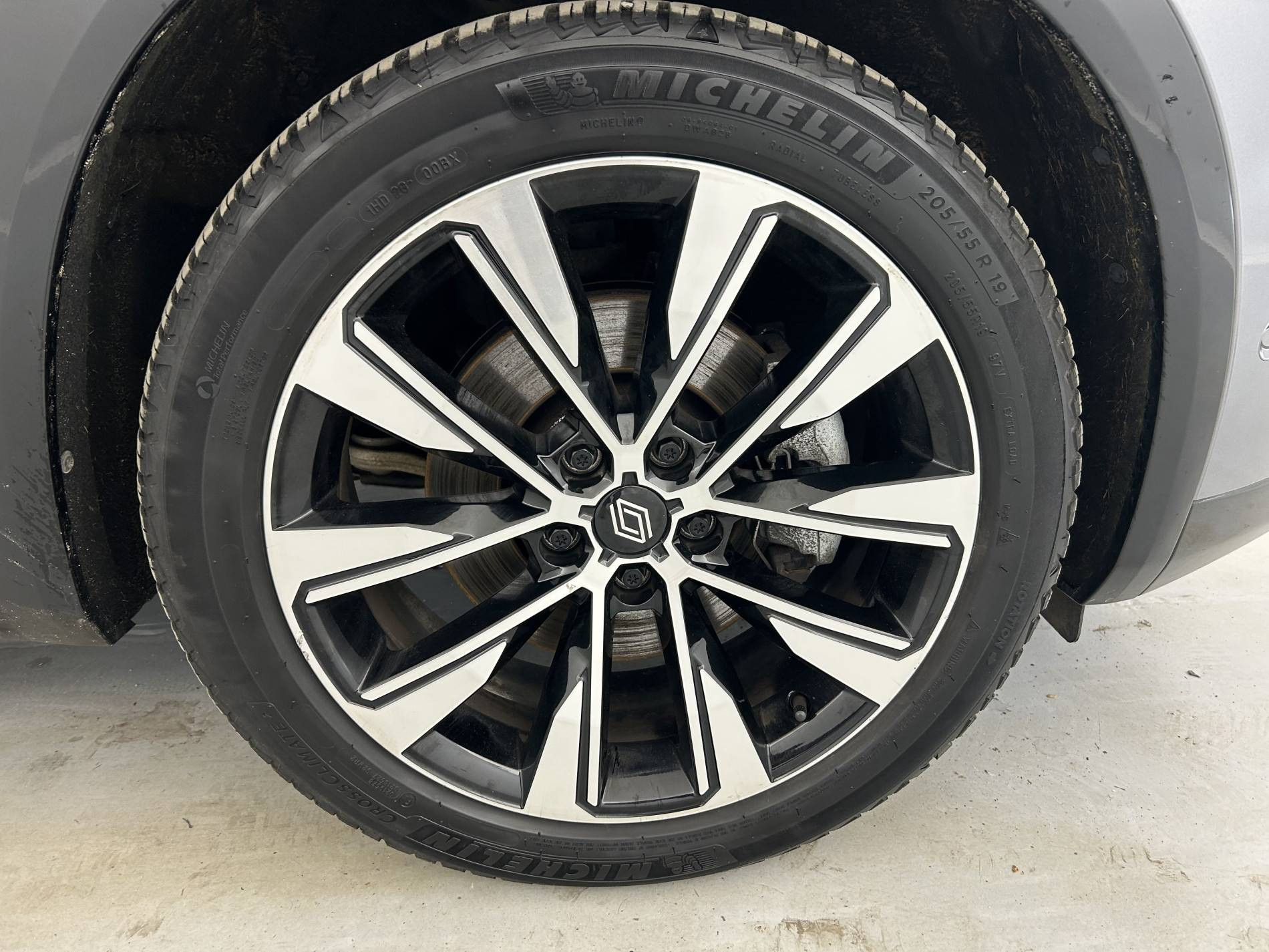 Vente en ligne Renault Austral  E-Tech hybrid 200 au prix de 26 990 €