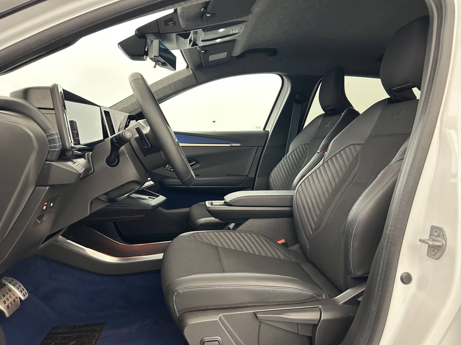 Vente en ligne Renault Scenic E-Tech  220 ch grande autonomie au prix de 37 590 €