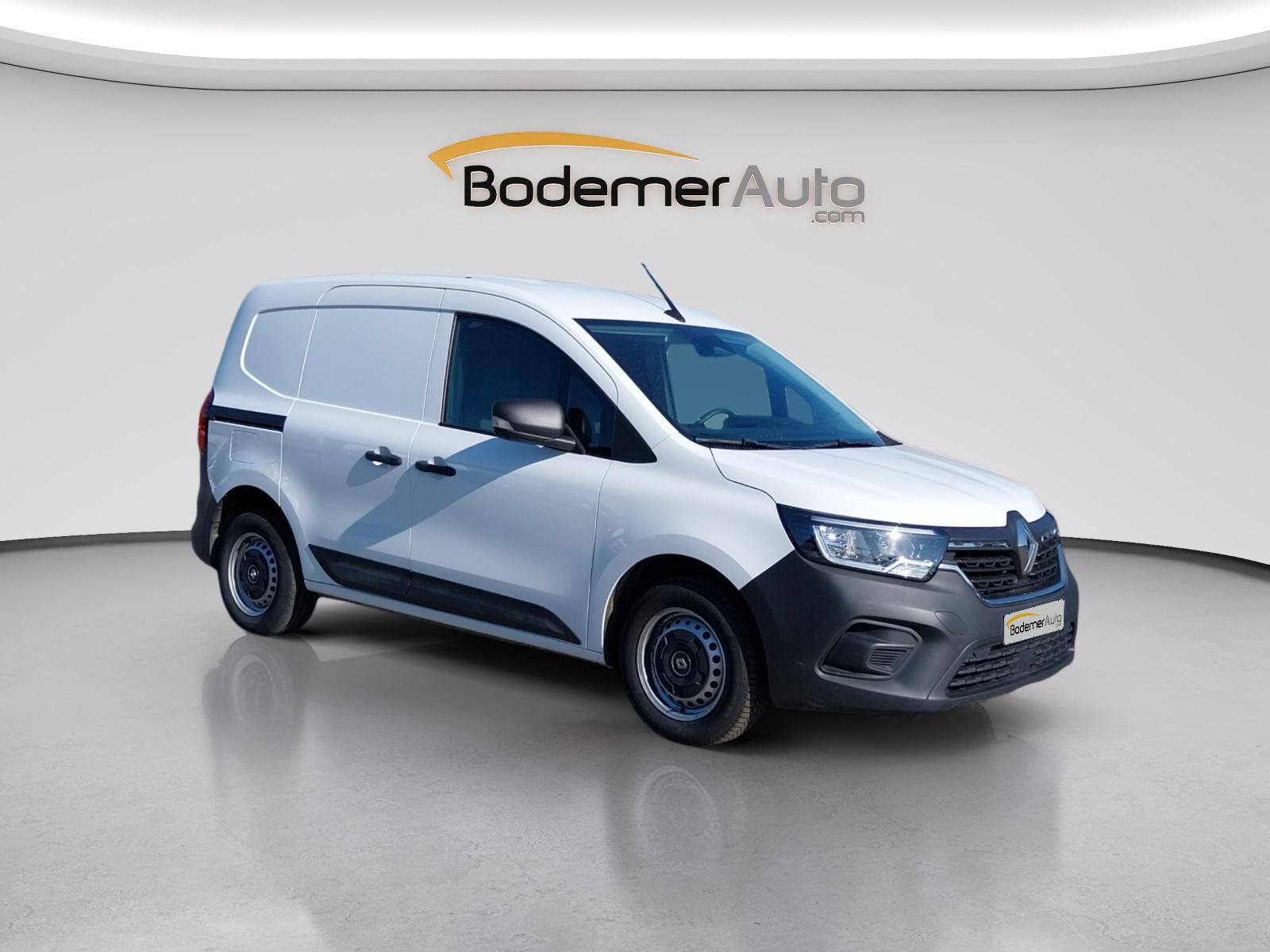 Vente en ligne Renault Kangoo Van  BLUE DCI 95 EDC au prix de 17 991 €