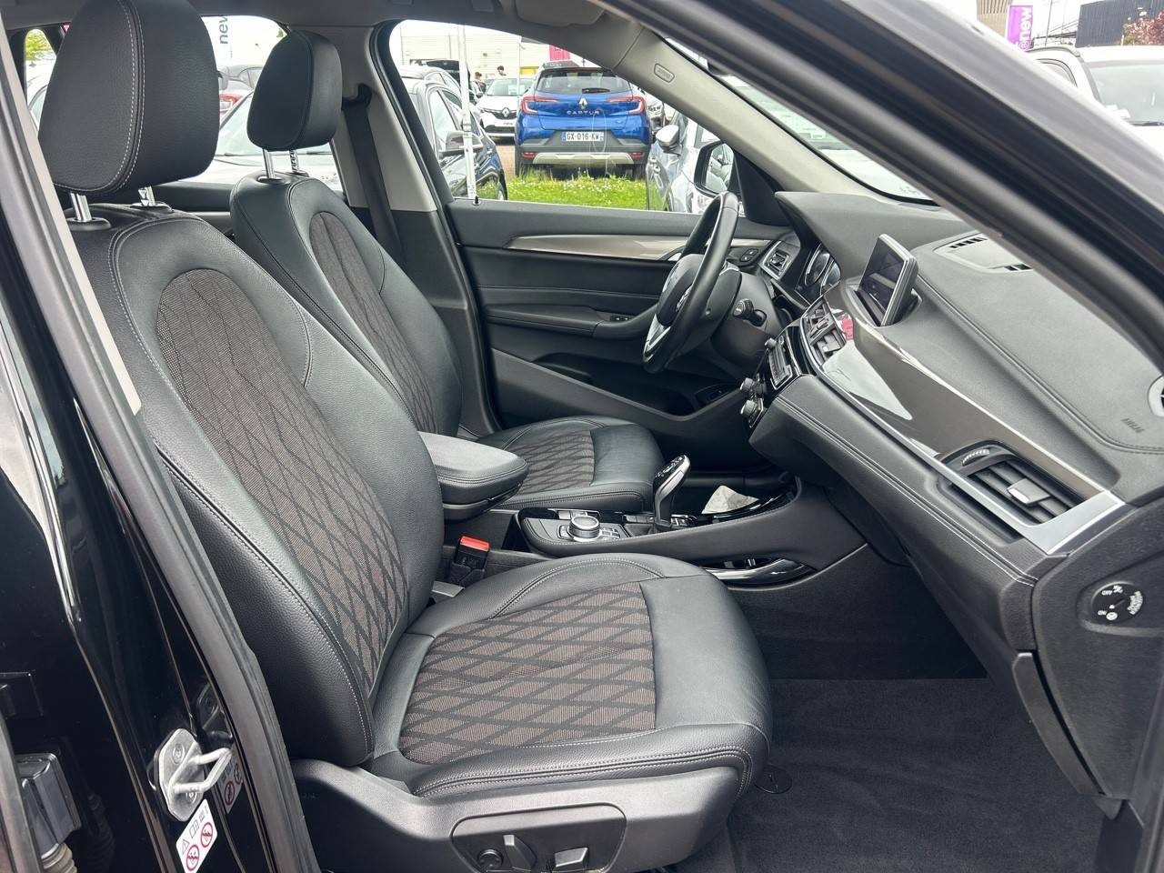 Vente en ligne Bmw X1 X1 sDrive 18i 136 ch DKG7 au prix de 21 990 €