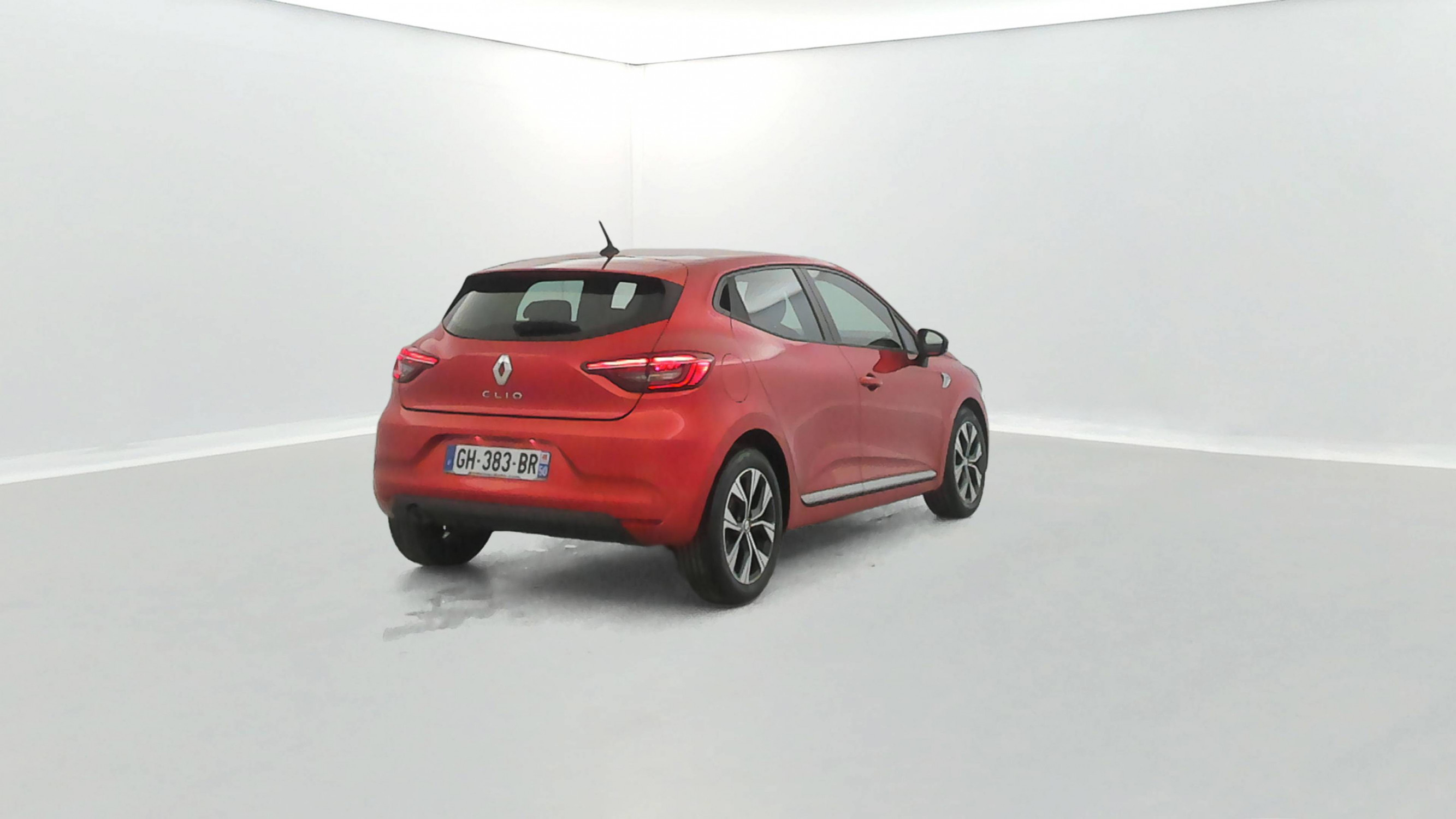 Vente en ligne Renault Clio 5 Clio TCe 90 - 21N au prix de 13 990 €