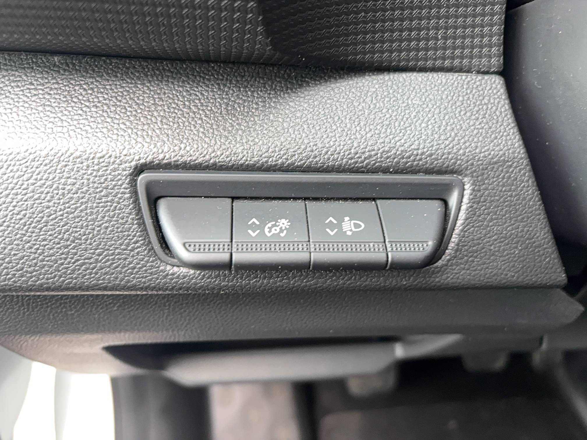 Vente en ligne Renault Trafic 3 Fourgon TRAFIC FGN L1H1 3000 KG BLUE DCI 130 au prix de 23 890 €