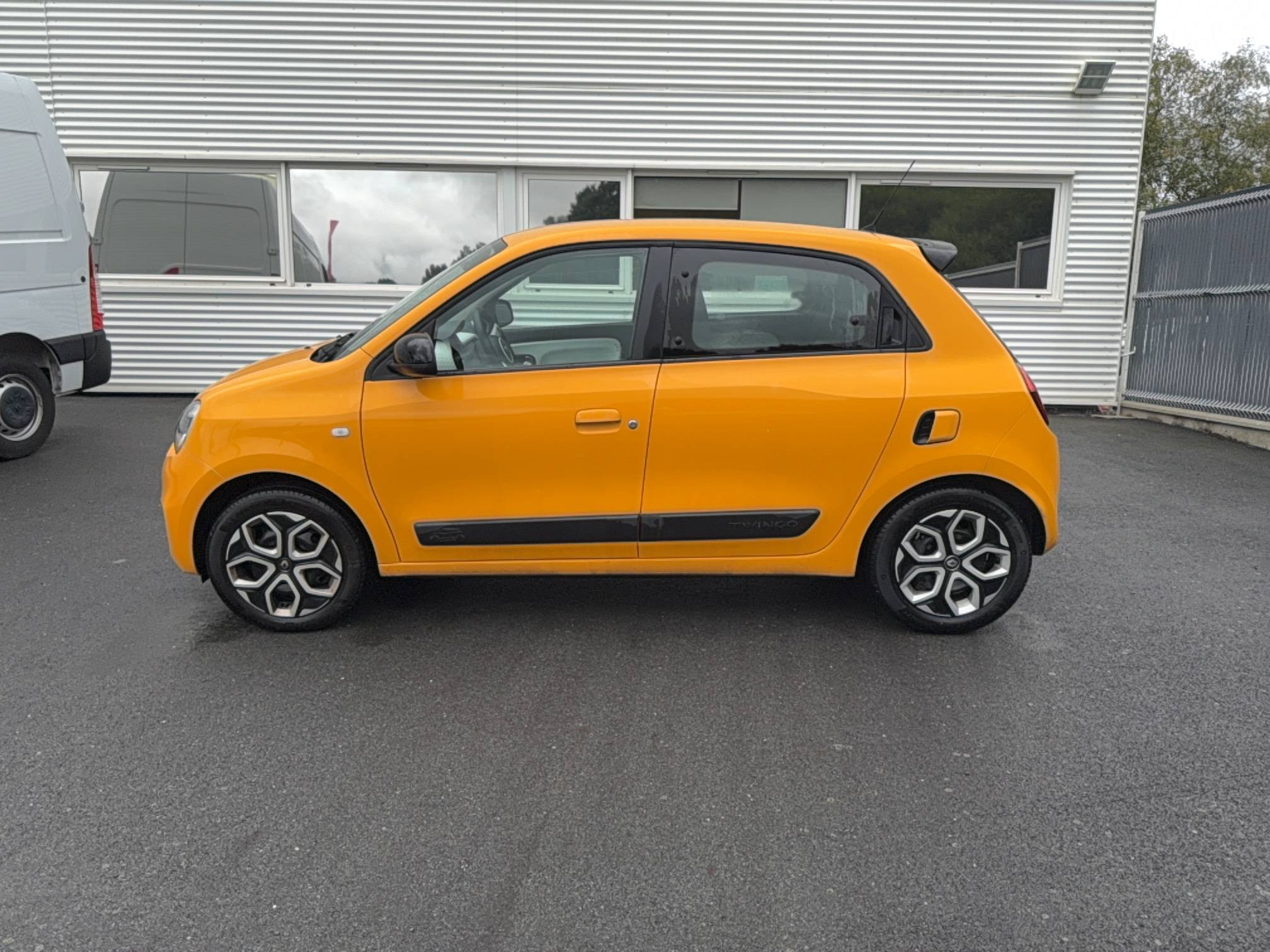 Vente en ligne Renault Twingo 3  SCe 65 au prix de 11 590 €