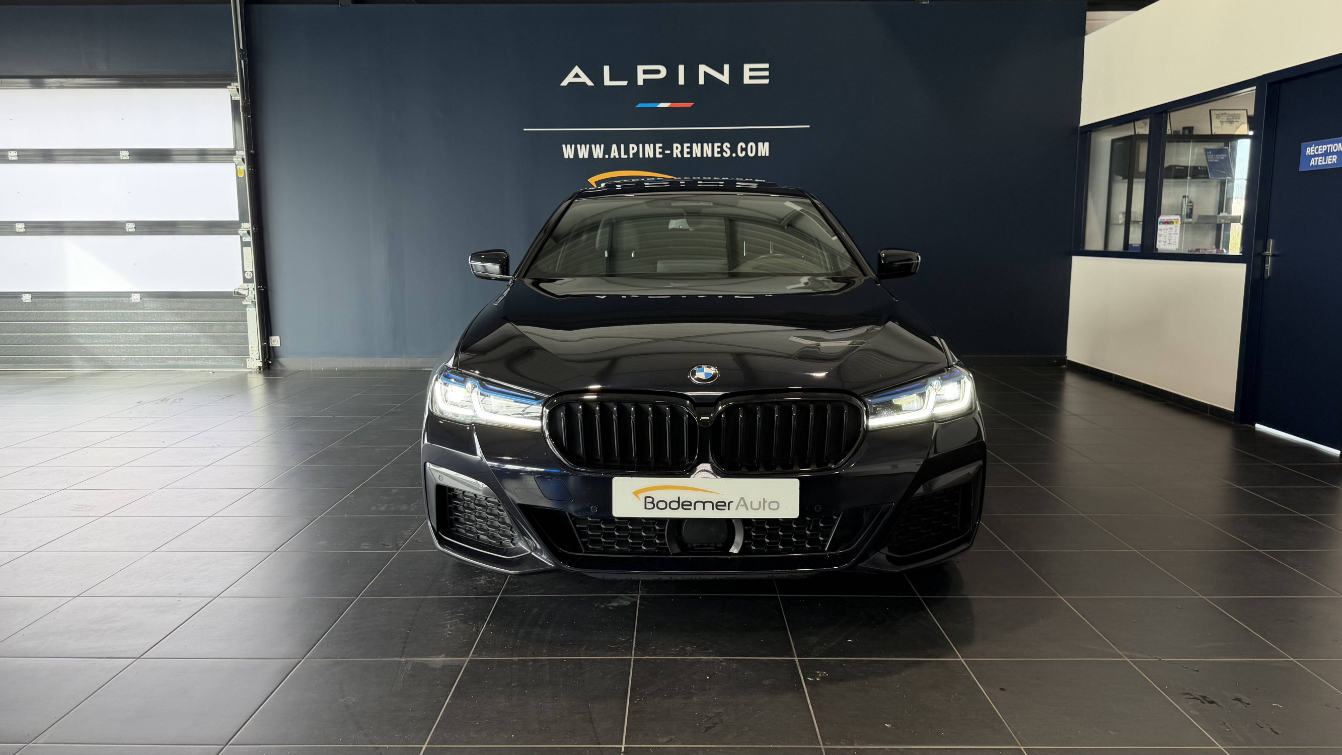 Vente en ligne Bmw Série 5 540d TwinPower Turbo xDrive 340 ch BVA8 au prix de 51 990 €