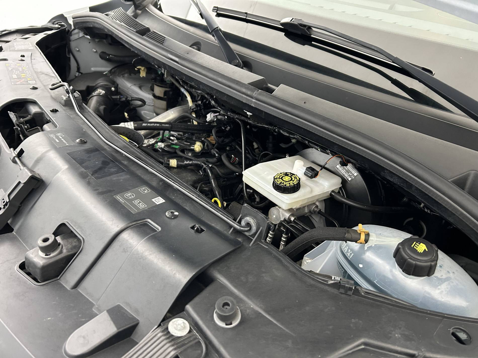 Vente en ligne Renault Master 3 Châssis Cabine MASTER CC PROP RJ3500 L2 PAFC BLUE DCI 130 EURO VI au prix de 33 000 €