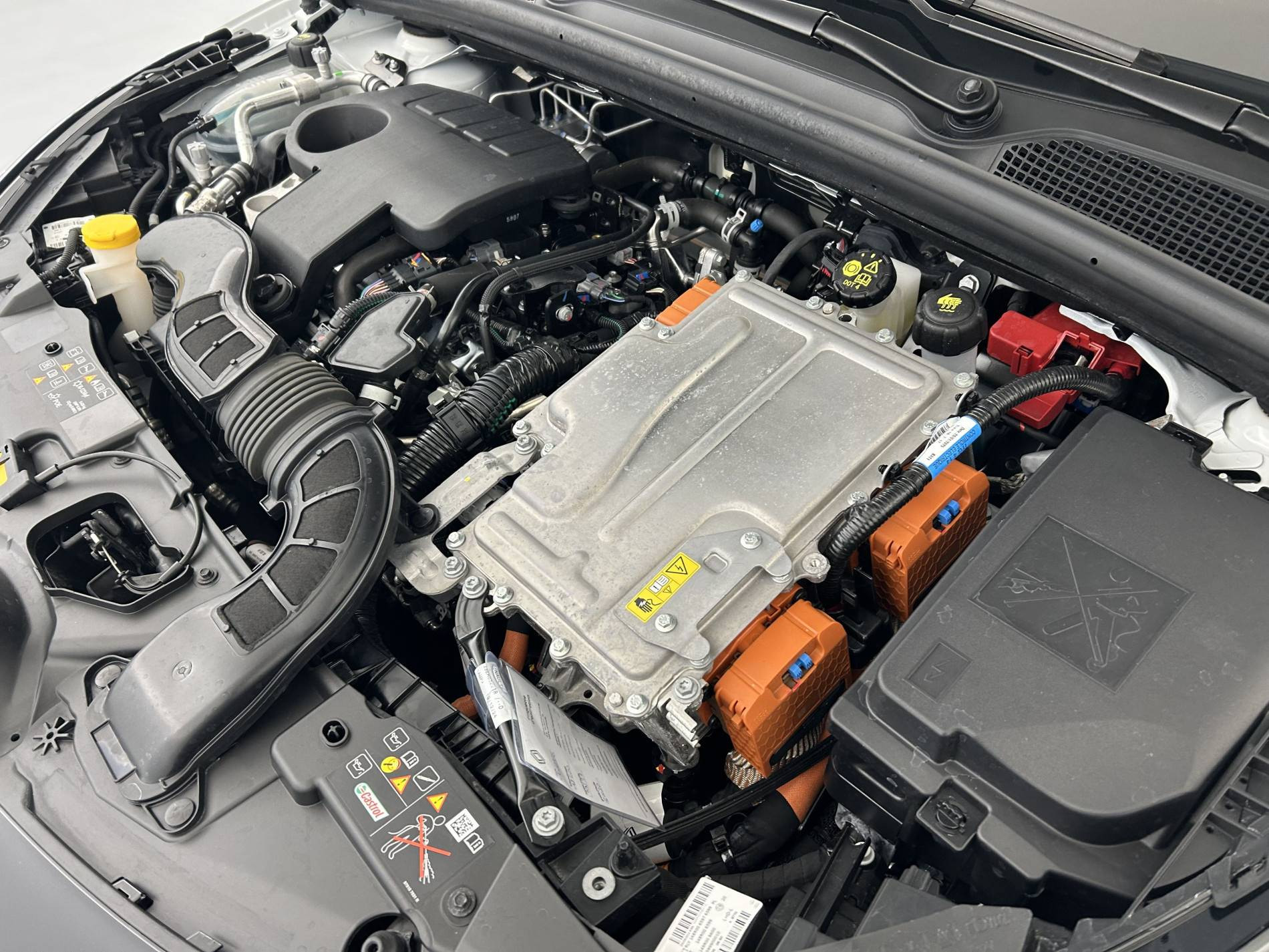 Vente en ligne Renault Clio 5 Clio E-Tech full hybrid 145 ch GSR2 au prix de 19 990 €