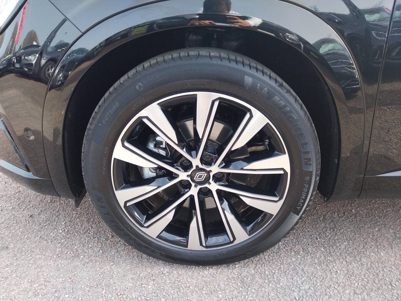 Vente en ligne Renault Espace Espace E-Tech full hybrid 200 GSR2 au prix de 34 990 €