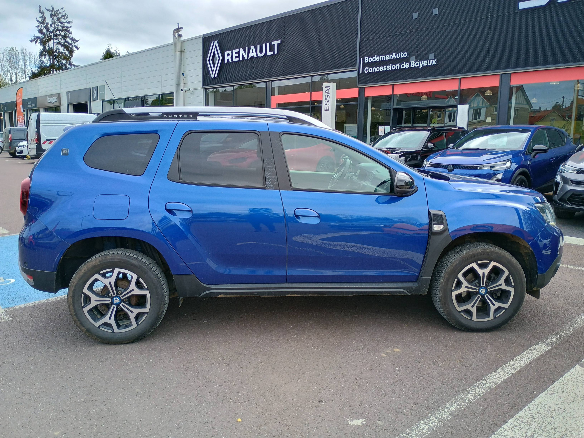 Vente en ligne Dacia Duster  Blue dCi 115 4x2 au prix de 13 290 €