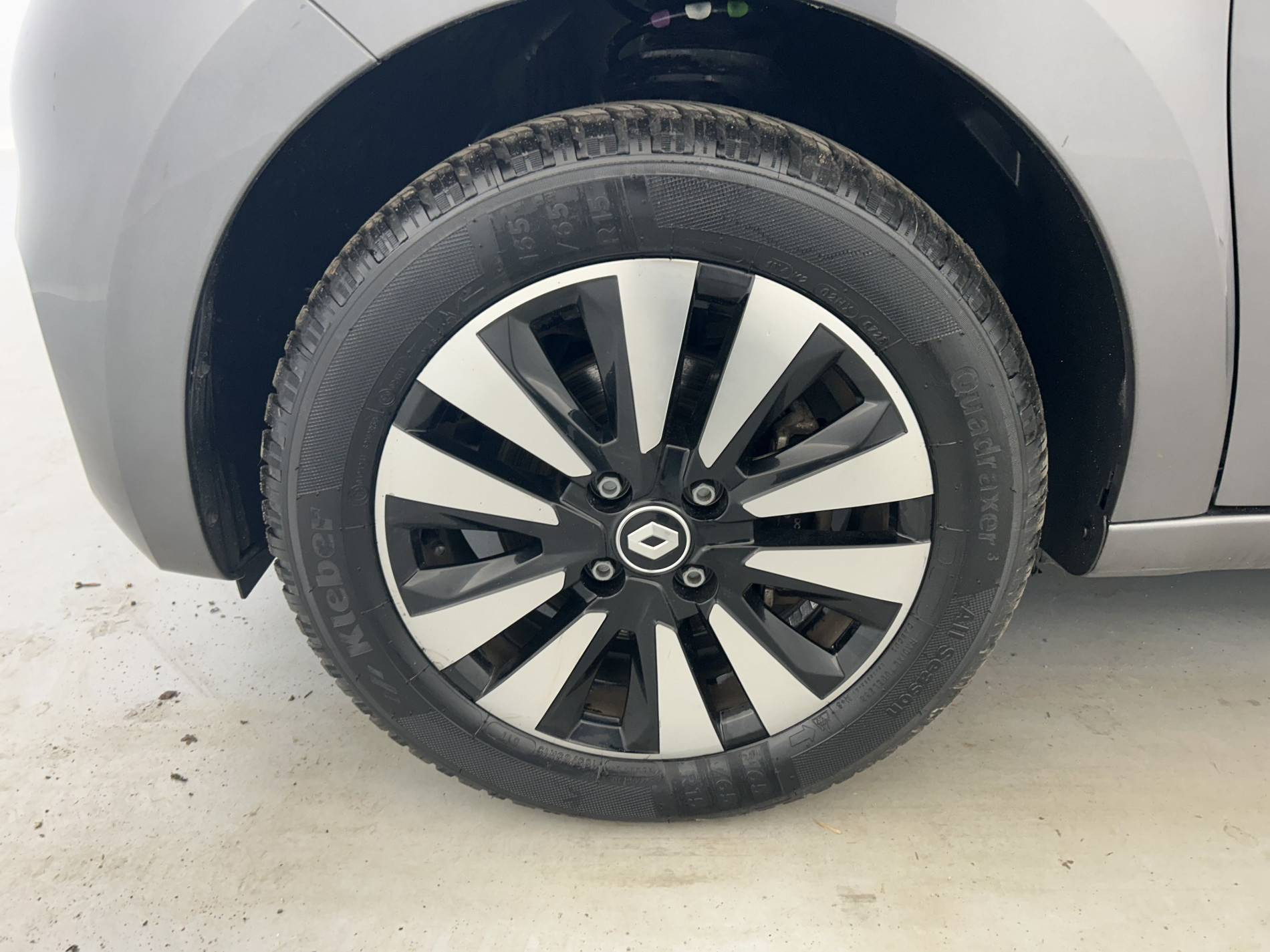 Vente en ligne Renault Twingo Electrique Twingo III E-Tech au prix de 11 990 €