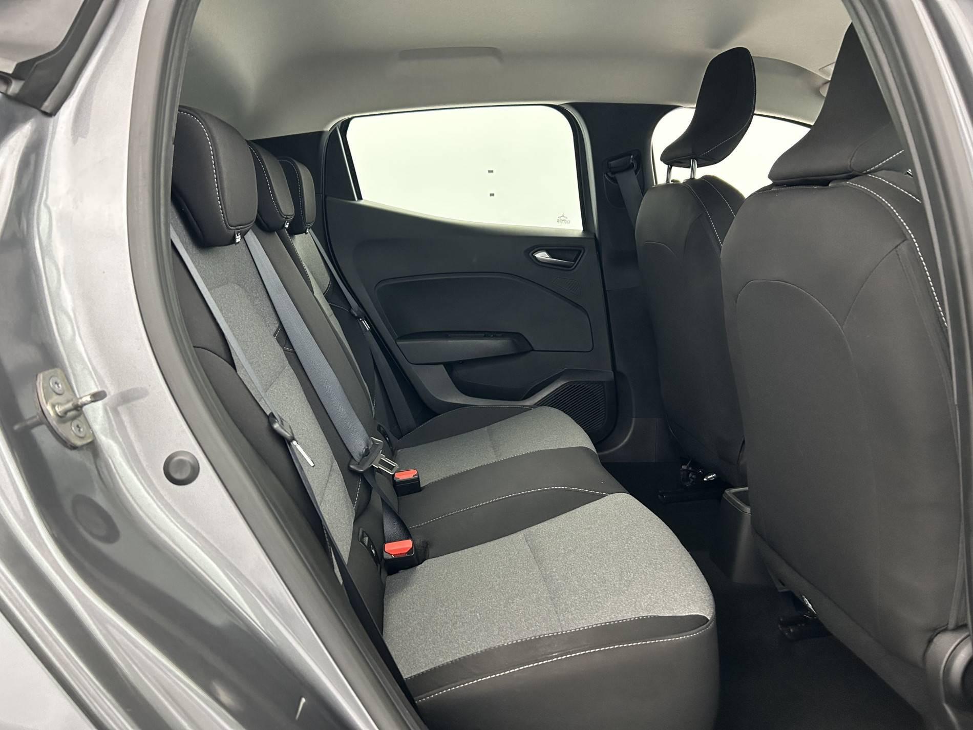 Vente en ligne Renault Clio 5 Clio TCe 90 au prix de 14 990 €