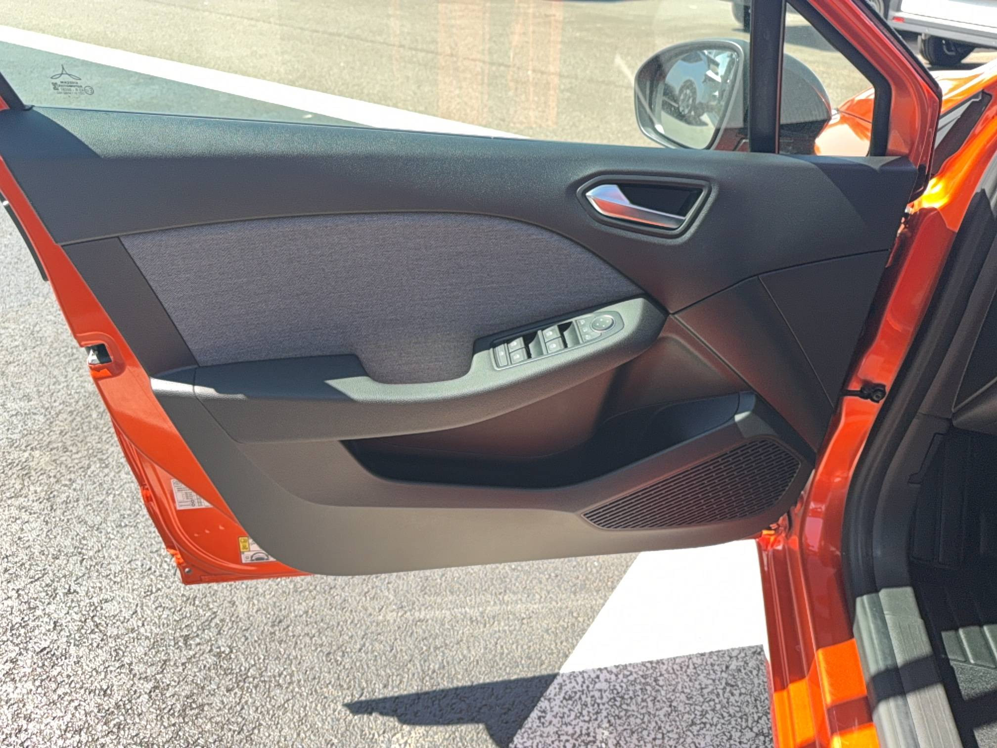 Vente en ligne Renault Clio 5 Clio TCe 90 au prix de 15 990 €