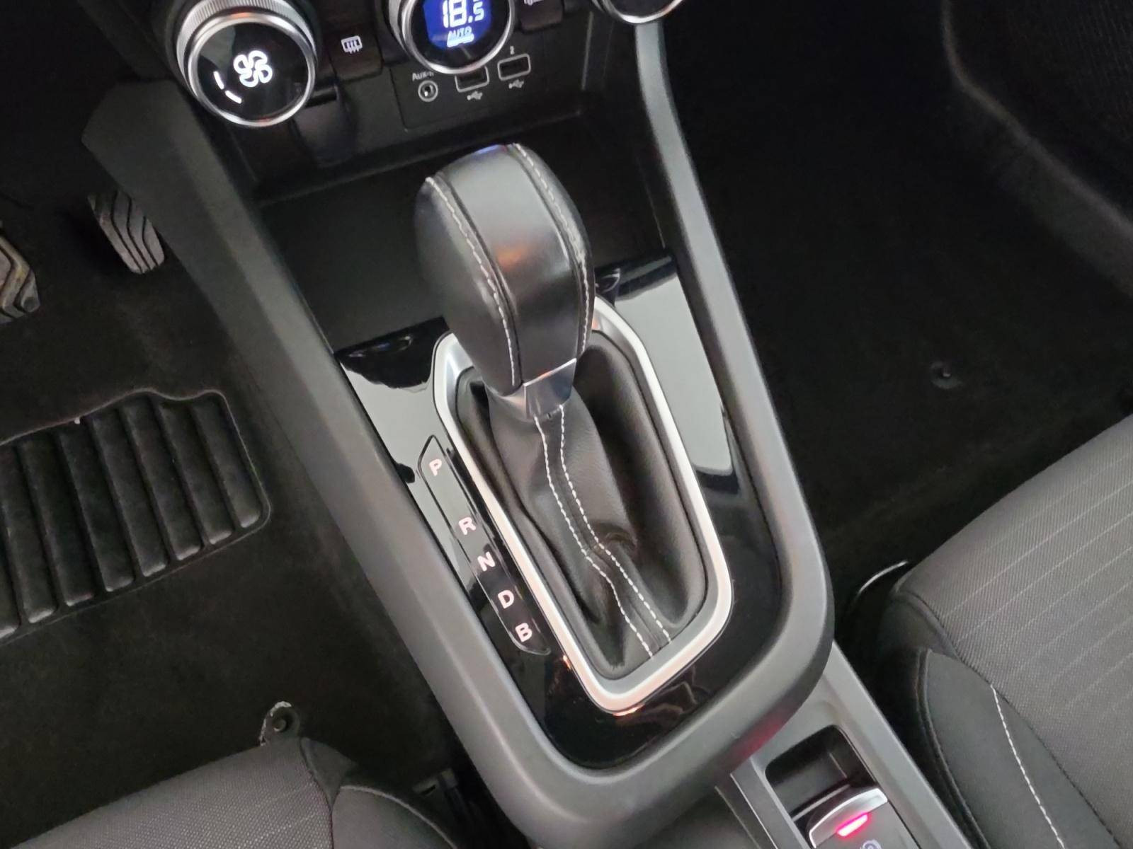 Vente en ligne Renault Arkana  E-Tech 145 au prix de 18 490 €
