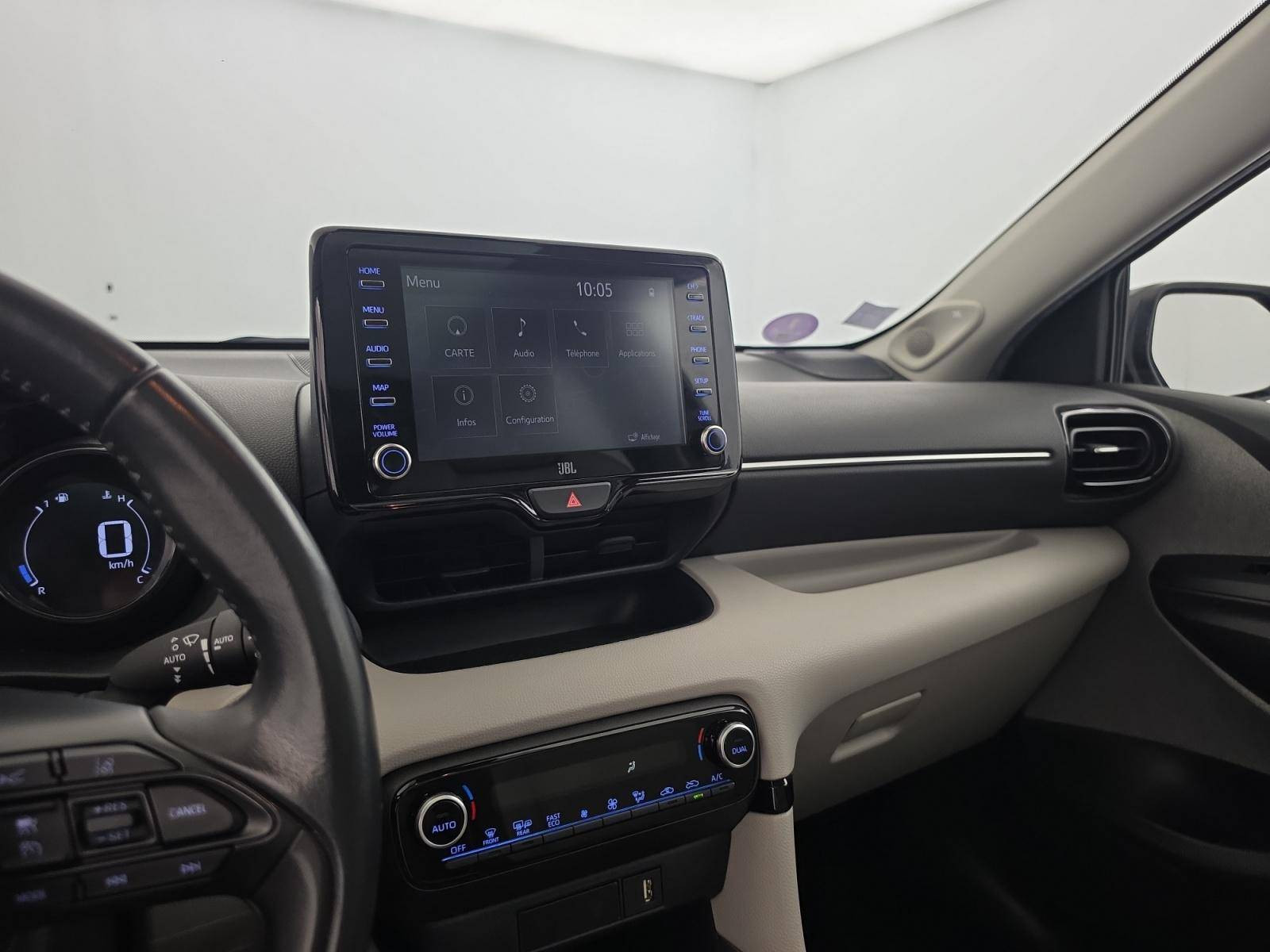Vente en ligne Toyota Yaris Yaris Hybride 116h au prix de 15 490 €