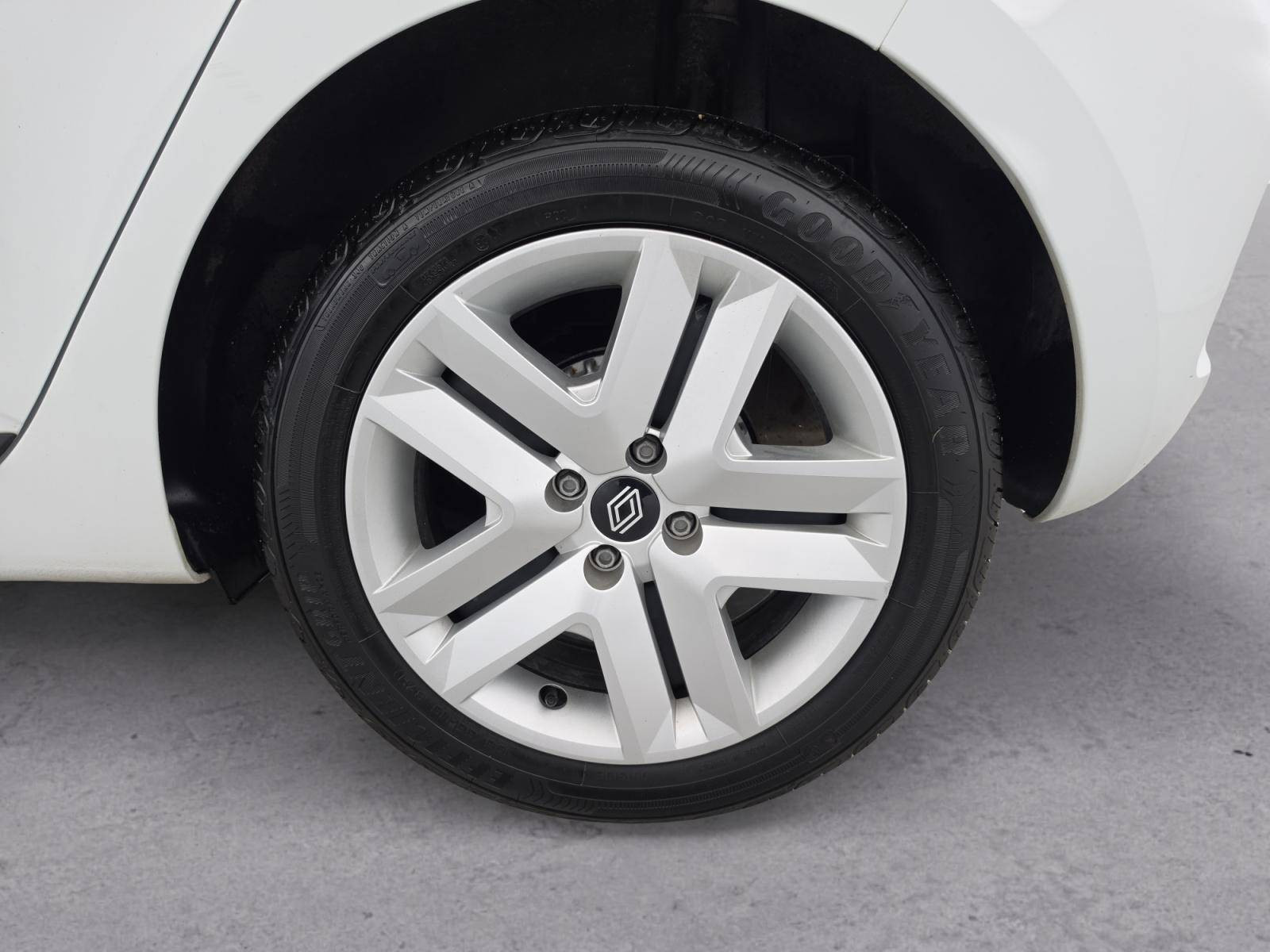 Vente en ligne Renault Clio 5 Clio SCe 65 au prix de 13 590 €