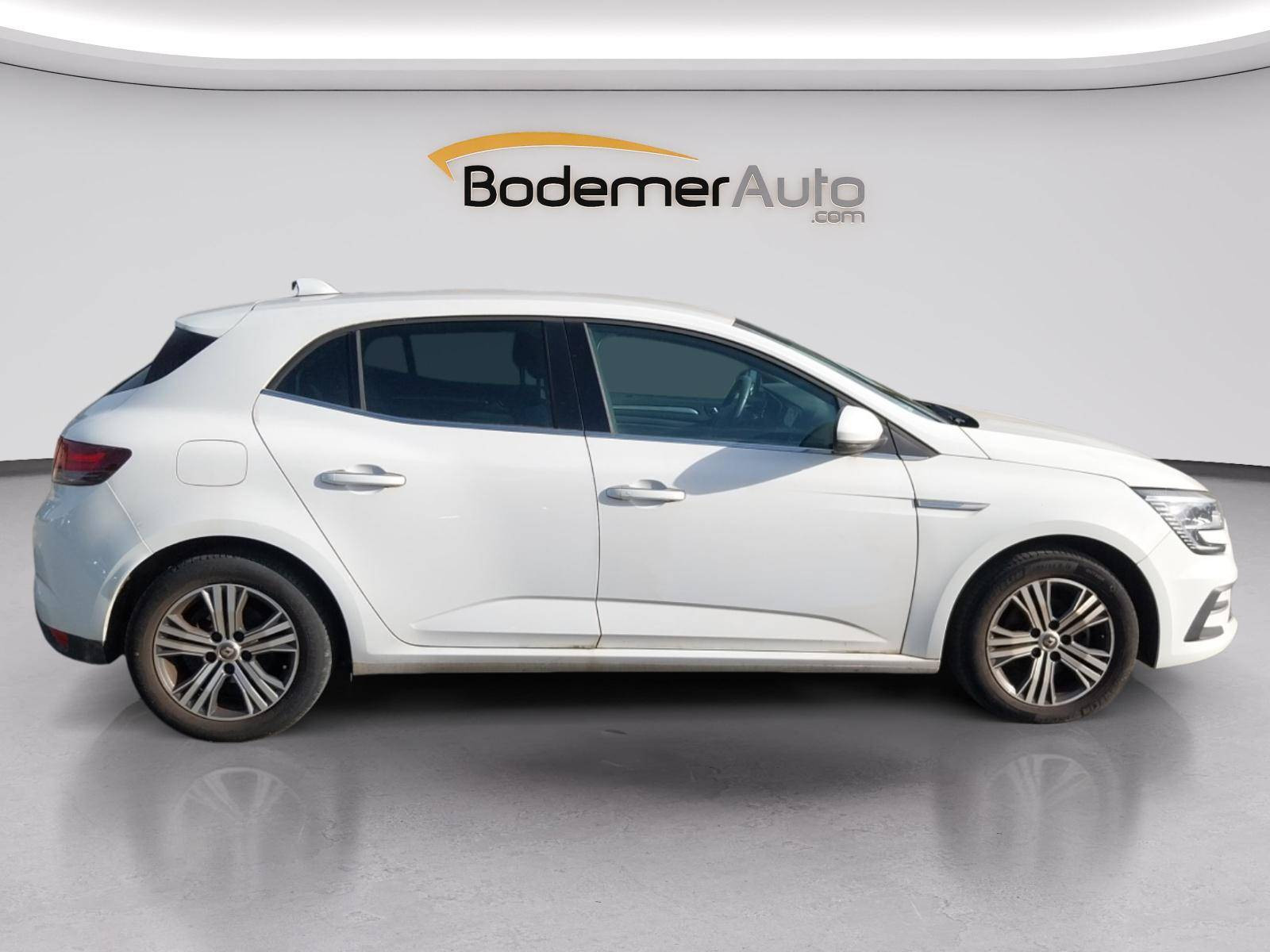 Vente en ligne Renault Megane 4 Mégane IV Berline Blue dCi 115 - 21N au prix de 17 590 €