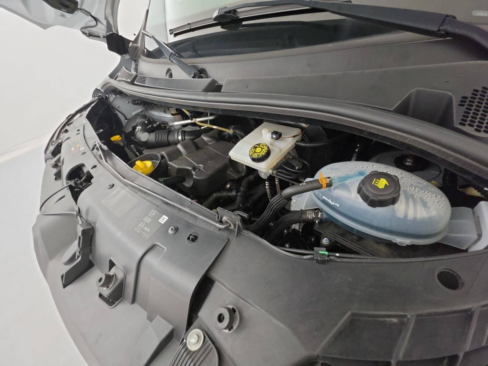 Vente en ligne Renault Master Fourgon MASTER FGN TRAC F3500 L2H2 BLUE DCI 135 au prix de 24 890 €