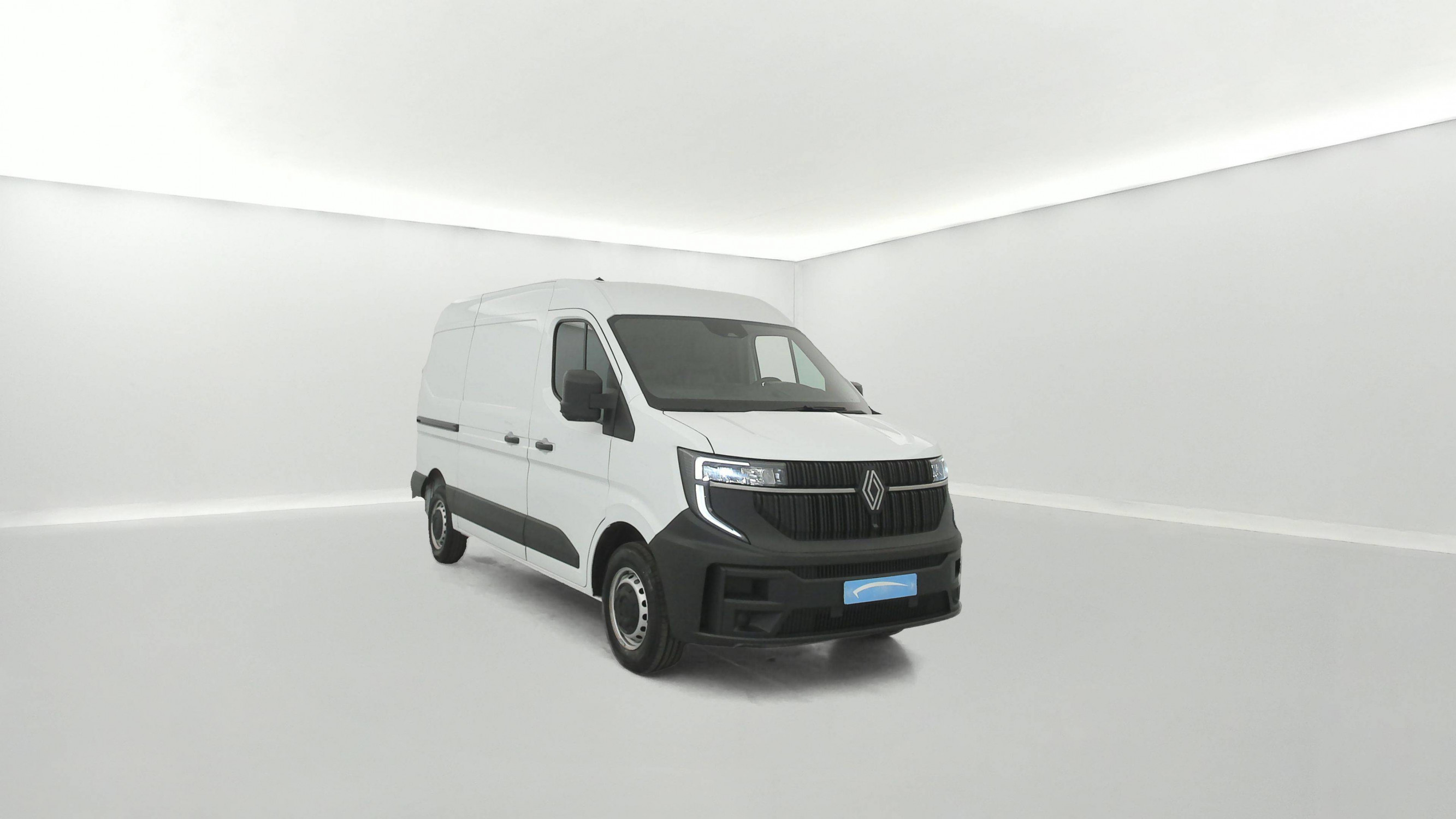 Vente en ligne Renault Master Fourgon MASTER FG BLUE DCI 130 L2H2 3T5 TR au prix de 29 900 €
