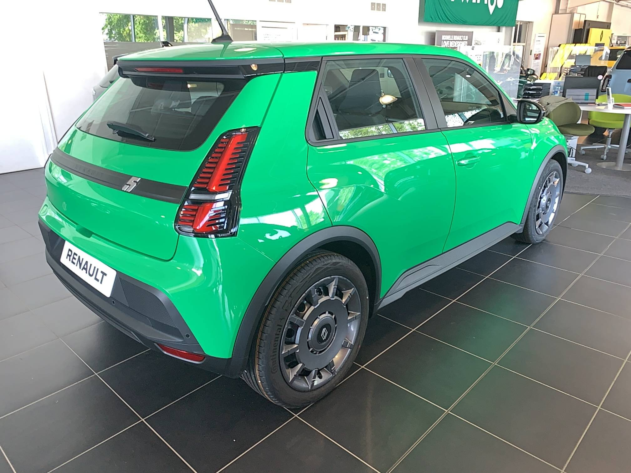 Vente en ligne Renault R5 E-Tech  120 ch autonomie urbaine au prix de 29 740 €