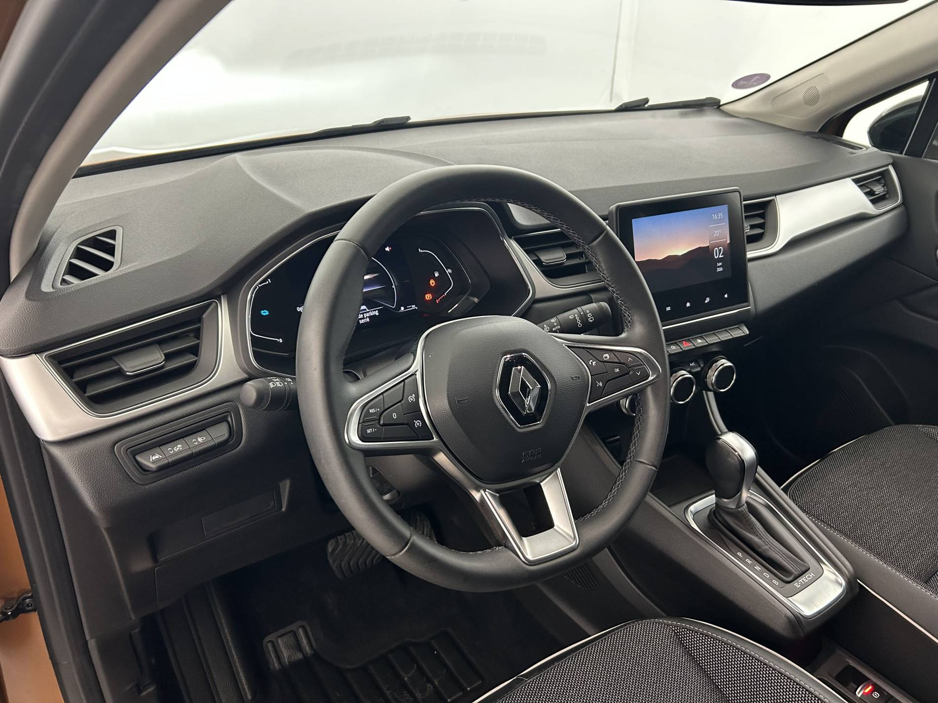 Vente en ligne Renault Captur  E-Tech 145 - 21 au prix de 18 491 €