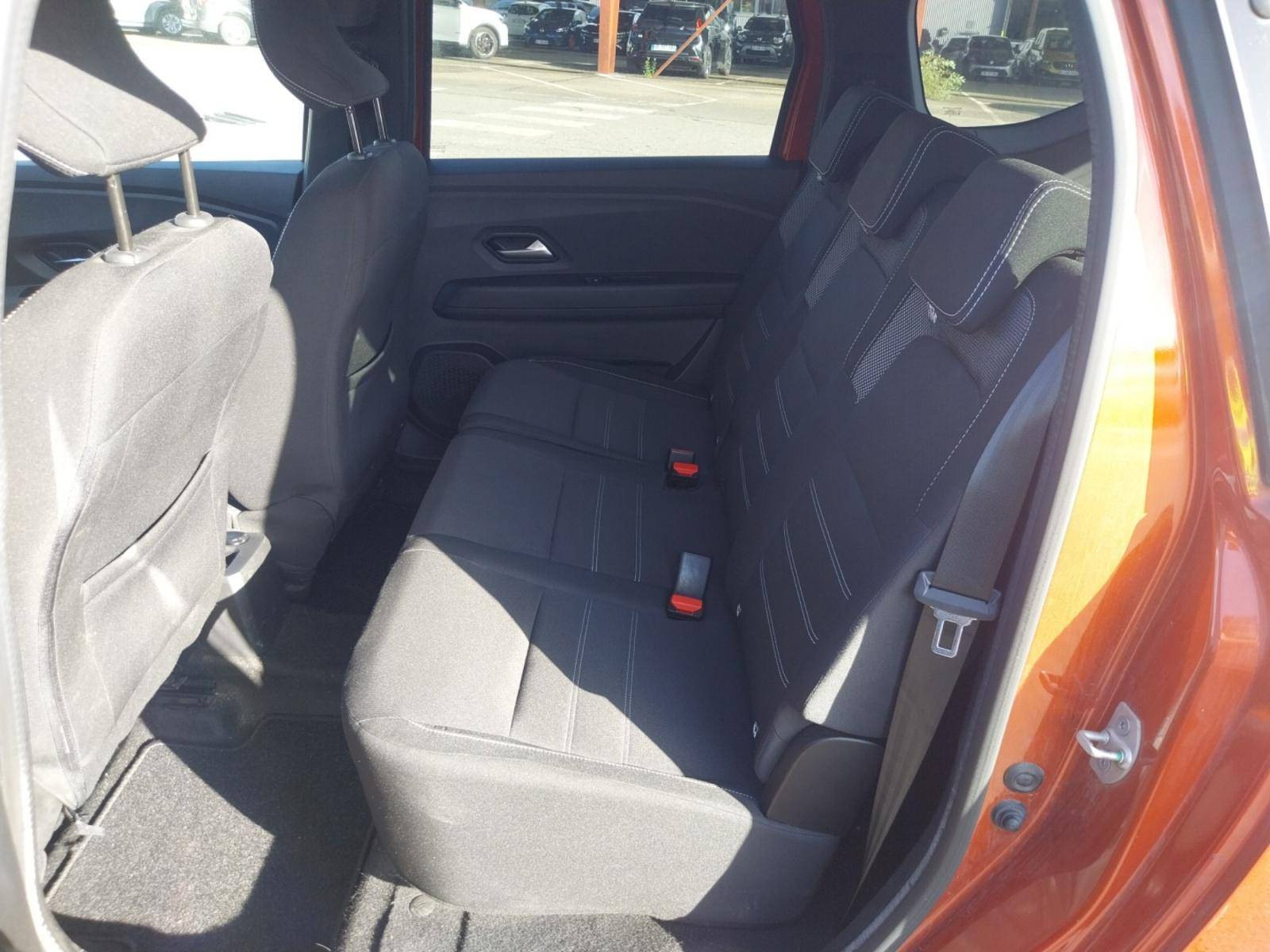 Vente en ligne Dacia Jogger  ECO-G 100 7 places au prix de 17 990 €