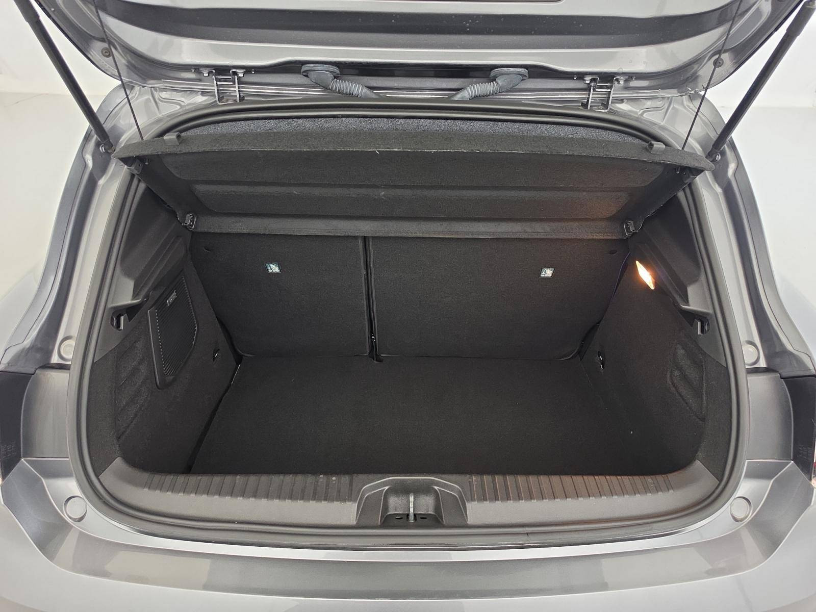 Vente en ligne Renault Clio 5 Clio E-Tech full hybrid 145 au prix de 19 785 €
