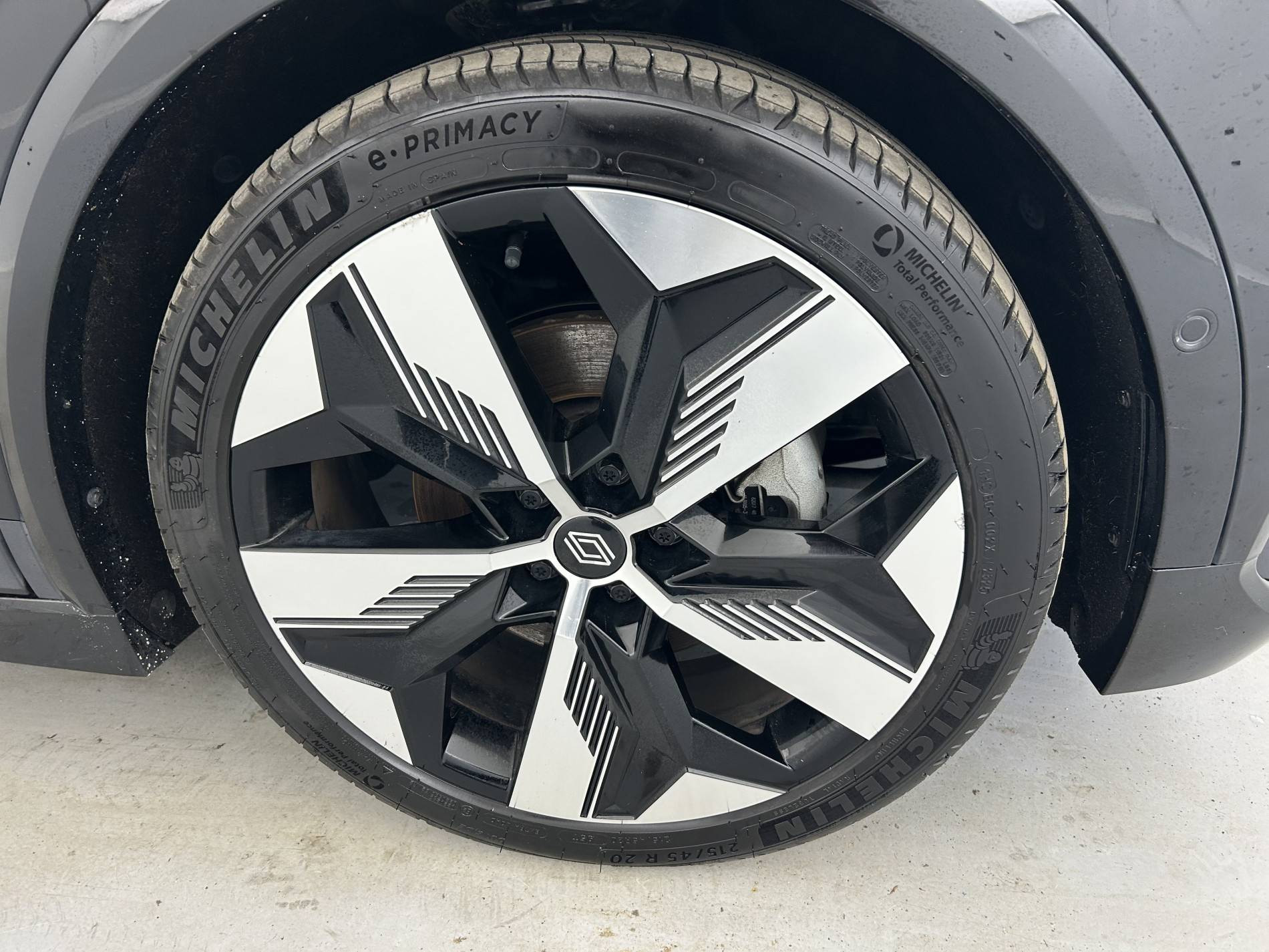 Vente en ligne Renault Megane E-Tech  EV60 220 ch super charge au prix de 22 990 €