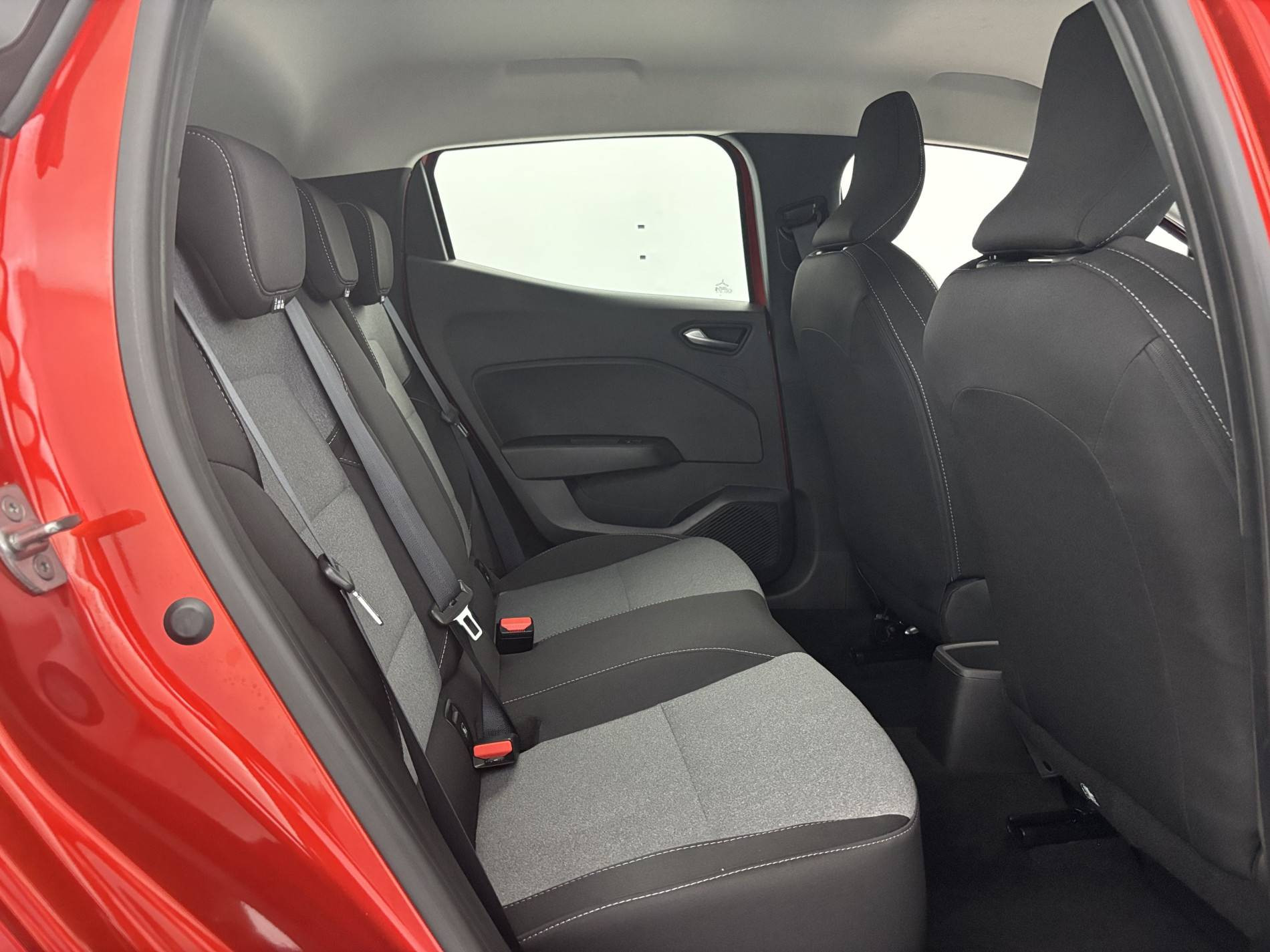 Vente en ligne Renault Clio 5 Clio Blue dCi 100 ch GSR2 au prix de 19 290 €