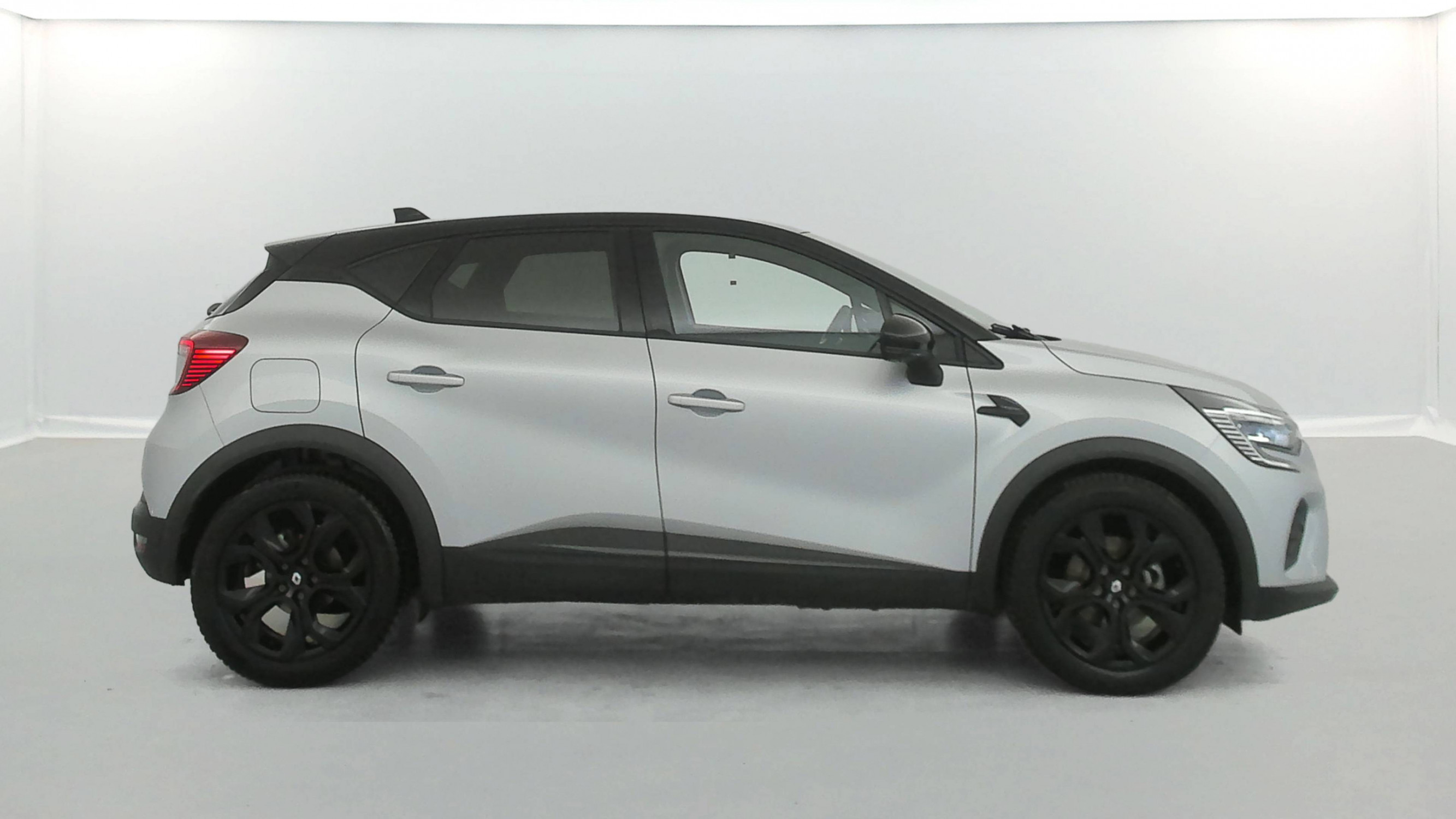 Vente en ligne Renault Captur  E-Tech 145 au prix de 18 090 €