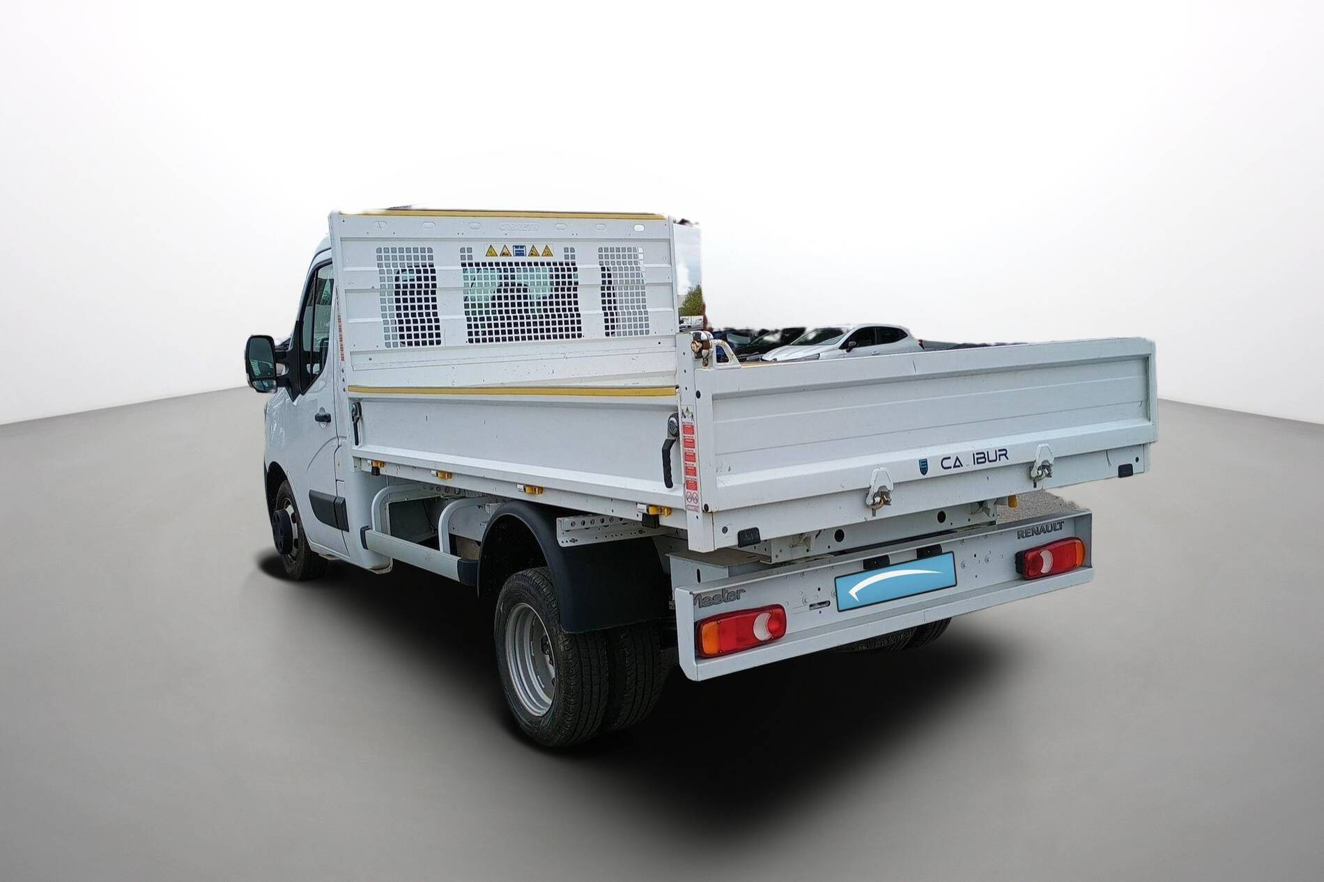 Vente en ligne Renault Master 3 Châssis Cabine MASTER CC PROP RJ3500 L2 PAFC BLUE DCI 130 EURO VI au prix de 32 990 €