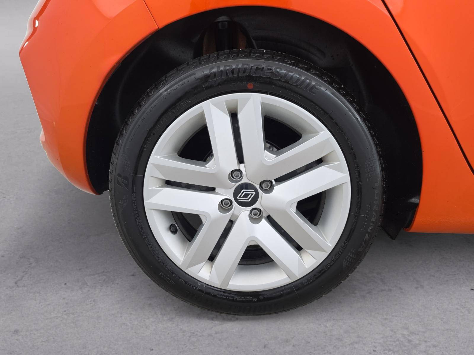 Vente en ligne Renault Clio 5 Clio TCe 90 au prix de 15 290 €