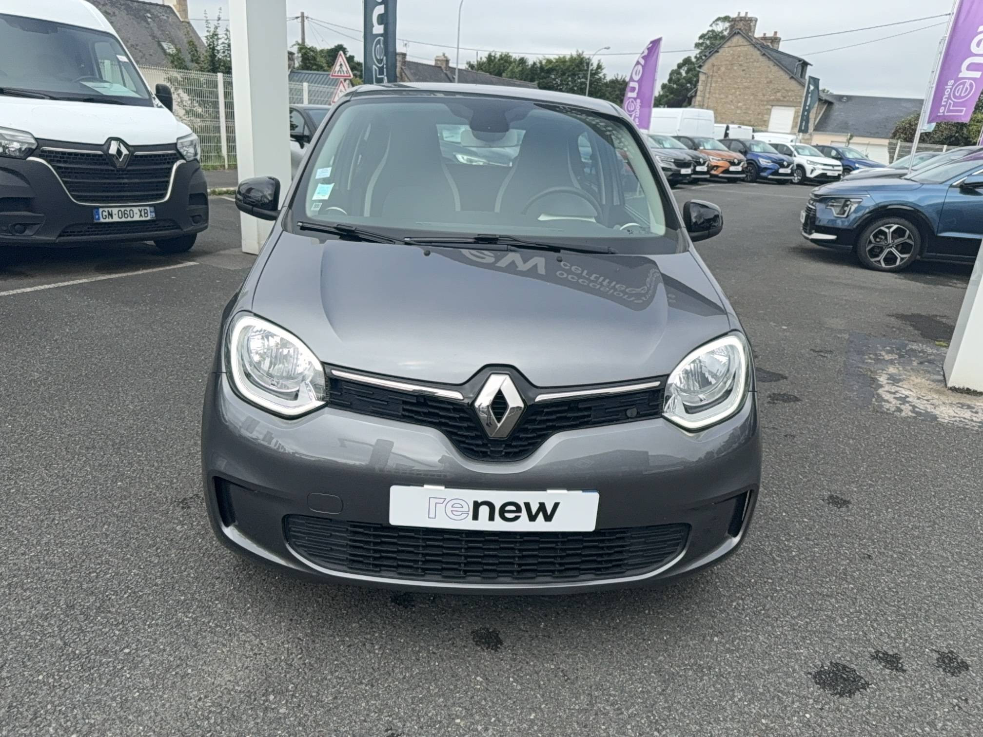 Vente en ligne Renault Twingo Electrique Twingo III E-Tech au prix de 12 490 €