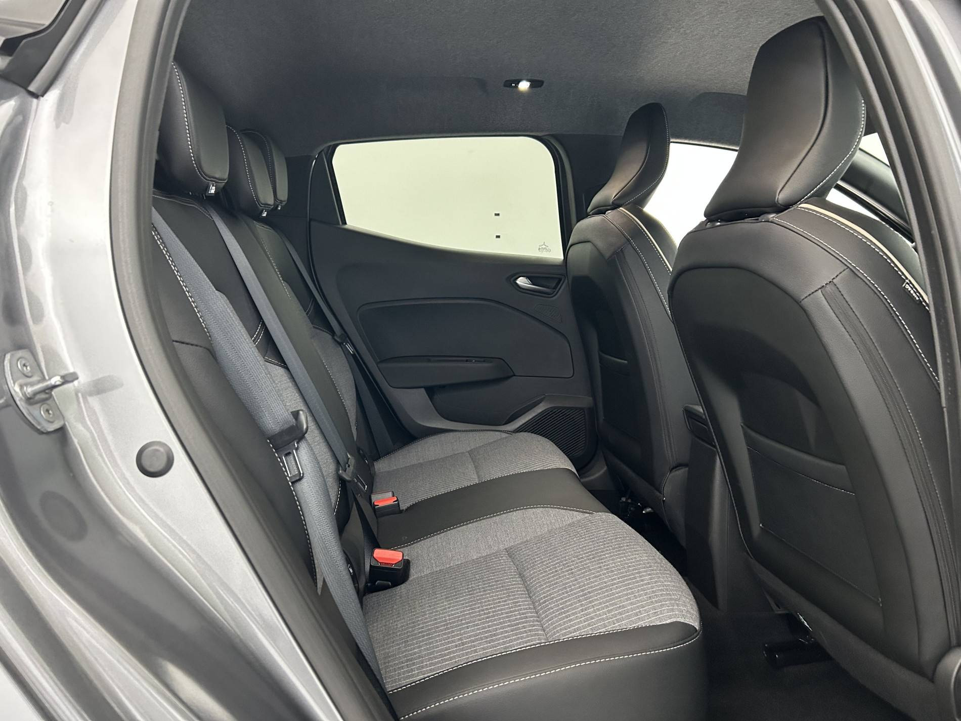 Vente en ligne Renault Clio 5 Clio TCe 90 ch GSR2 au prix de 18 990 €