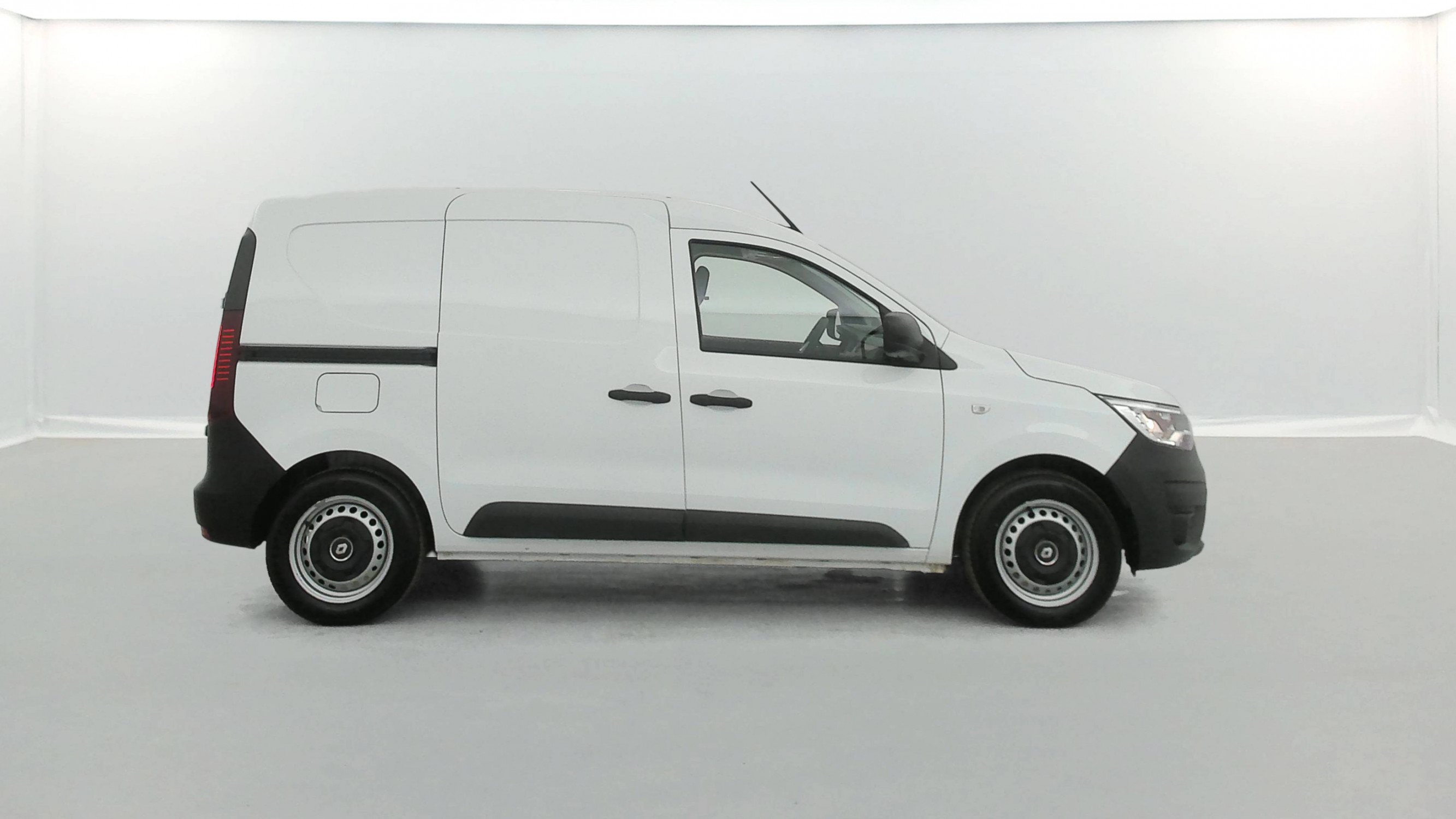 Vente en ligne Renault Express Van  BLUE DCI 95 - 22 au prix de 15 490 €