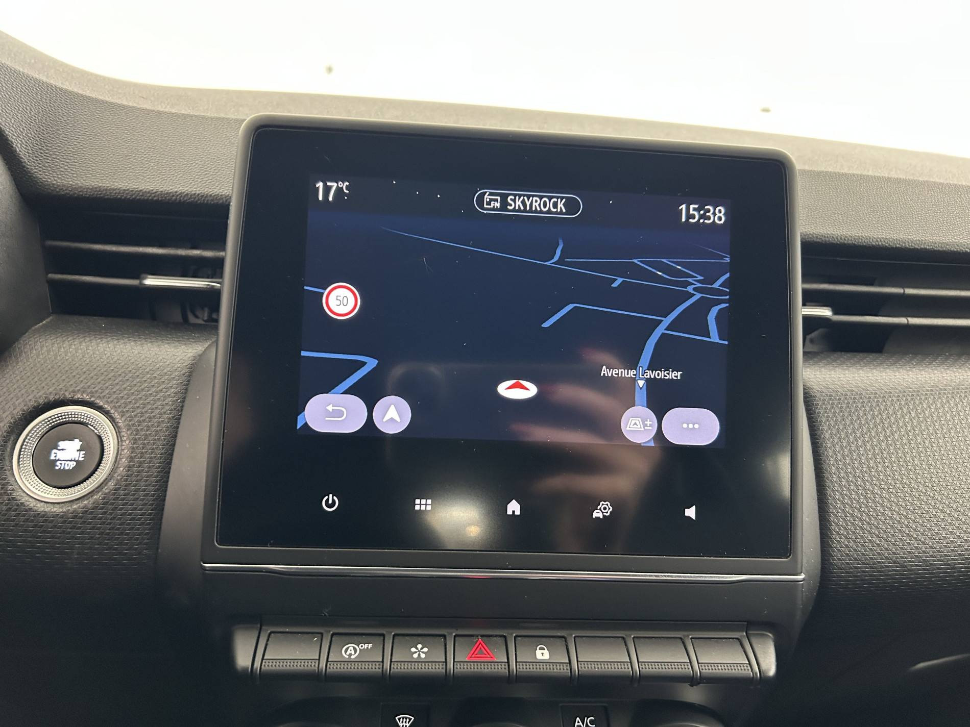 Vente en ligne Renault Clio 5 Clio TCe 100 au prix de 11 890 €