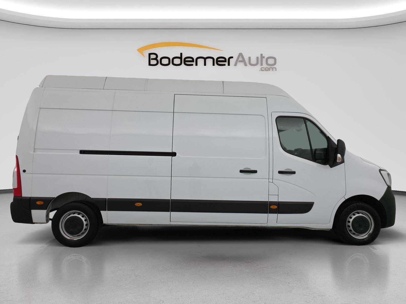 Vente en ligne Renault Master Fourgon MASTER FGN TRAC F3500 L3H3 BLUE DCI 135 au prix de 28 490 €