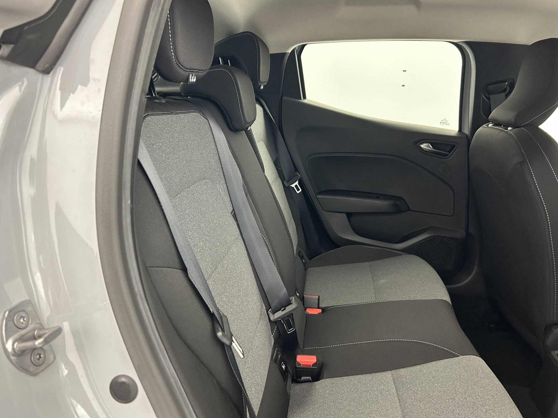 Vente en ligne Renault Clio 5 Clio TCe 90 ch GSR2 au prix de 15 790 €