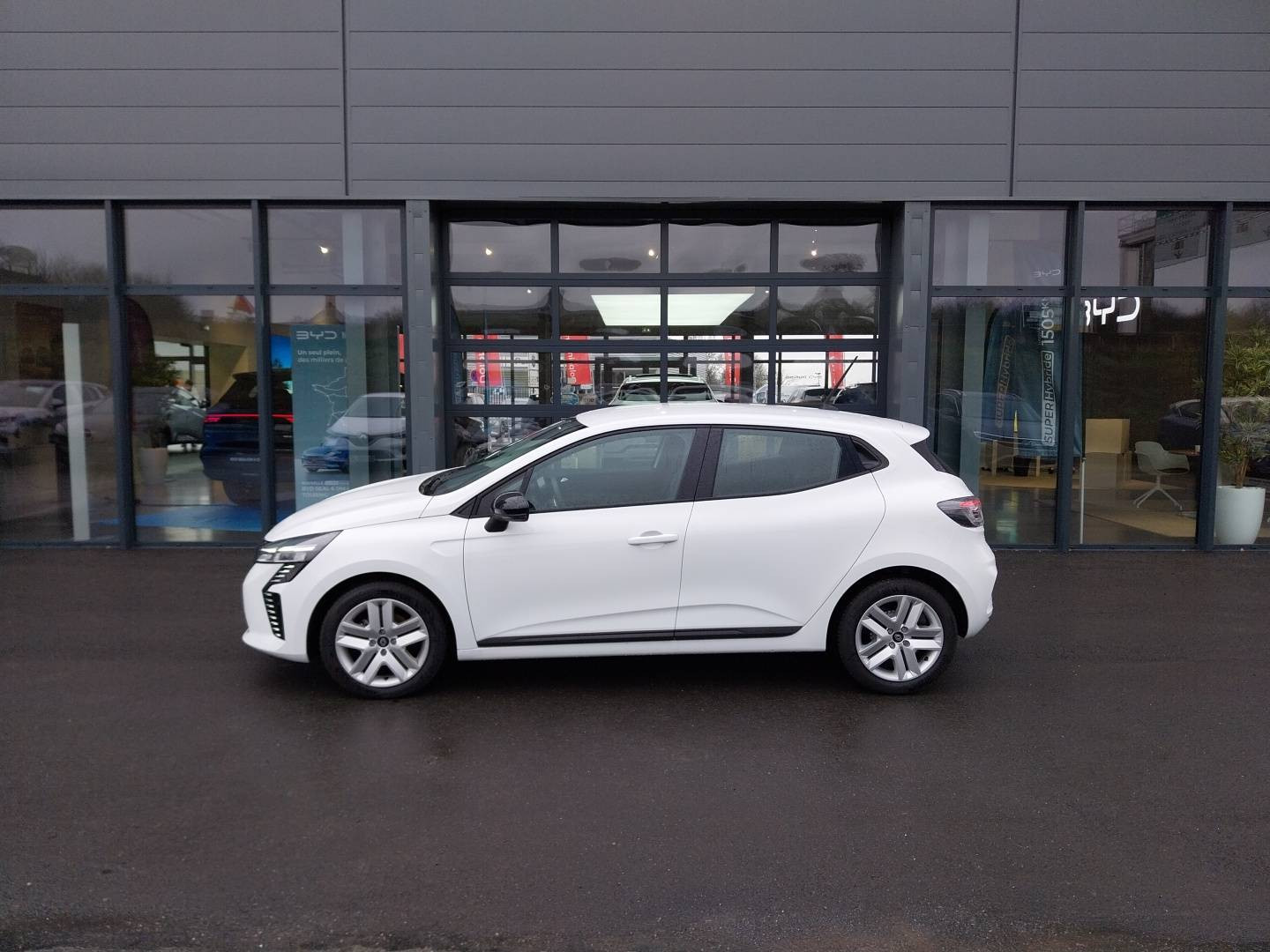 Renault Clio 5 Clio TCe 90 ch GSR2 occasion de 2025 en vente à Angers