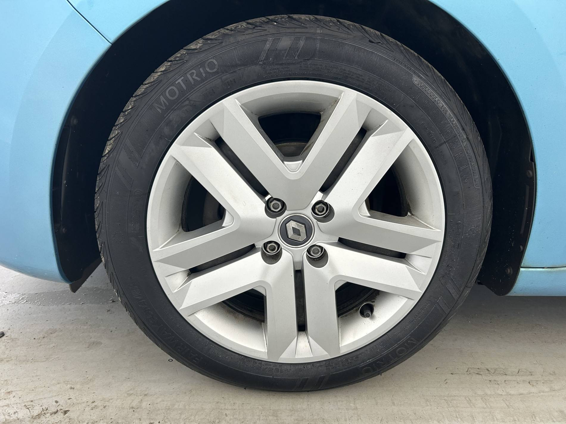 Vente en ligne Renault Clio 5 Clio TCe 100 au prix de 11 490 €