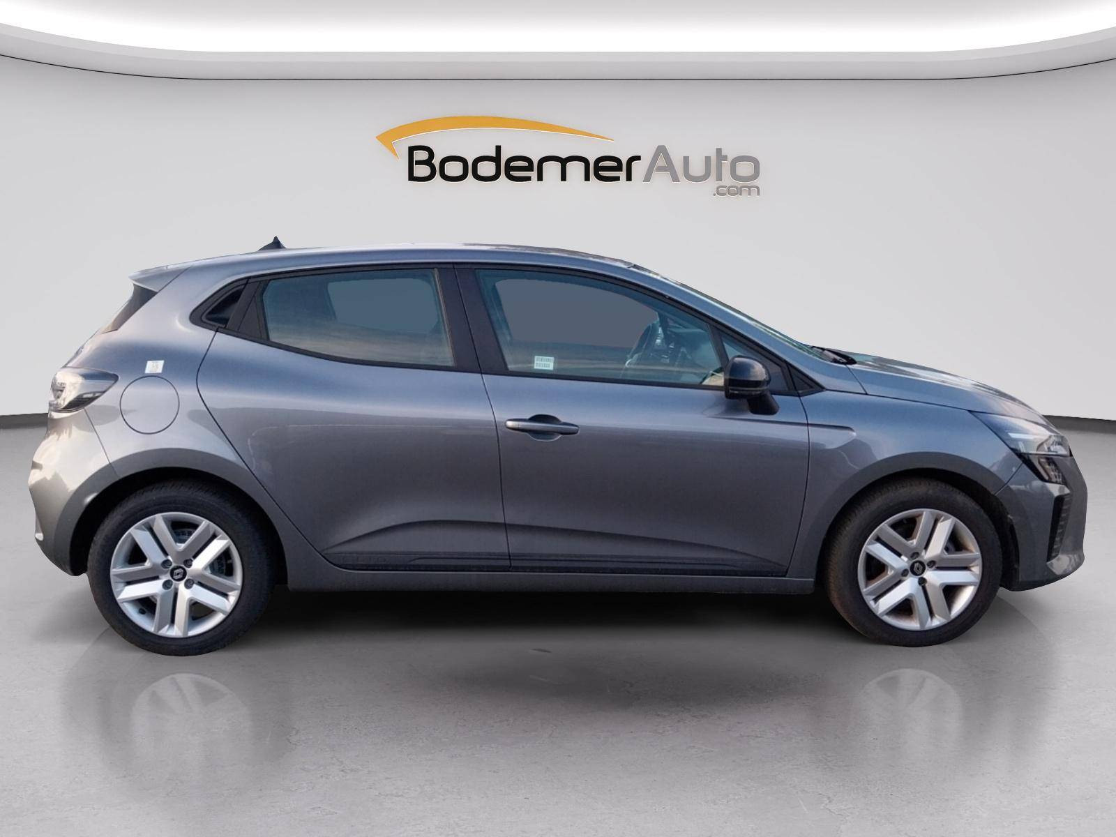 Vente en ligne Renault Clio 5 Clio Blue dCi 100 ch GSR2 au prix de 17 750 €