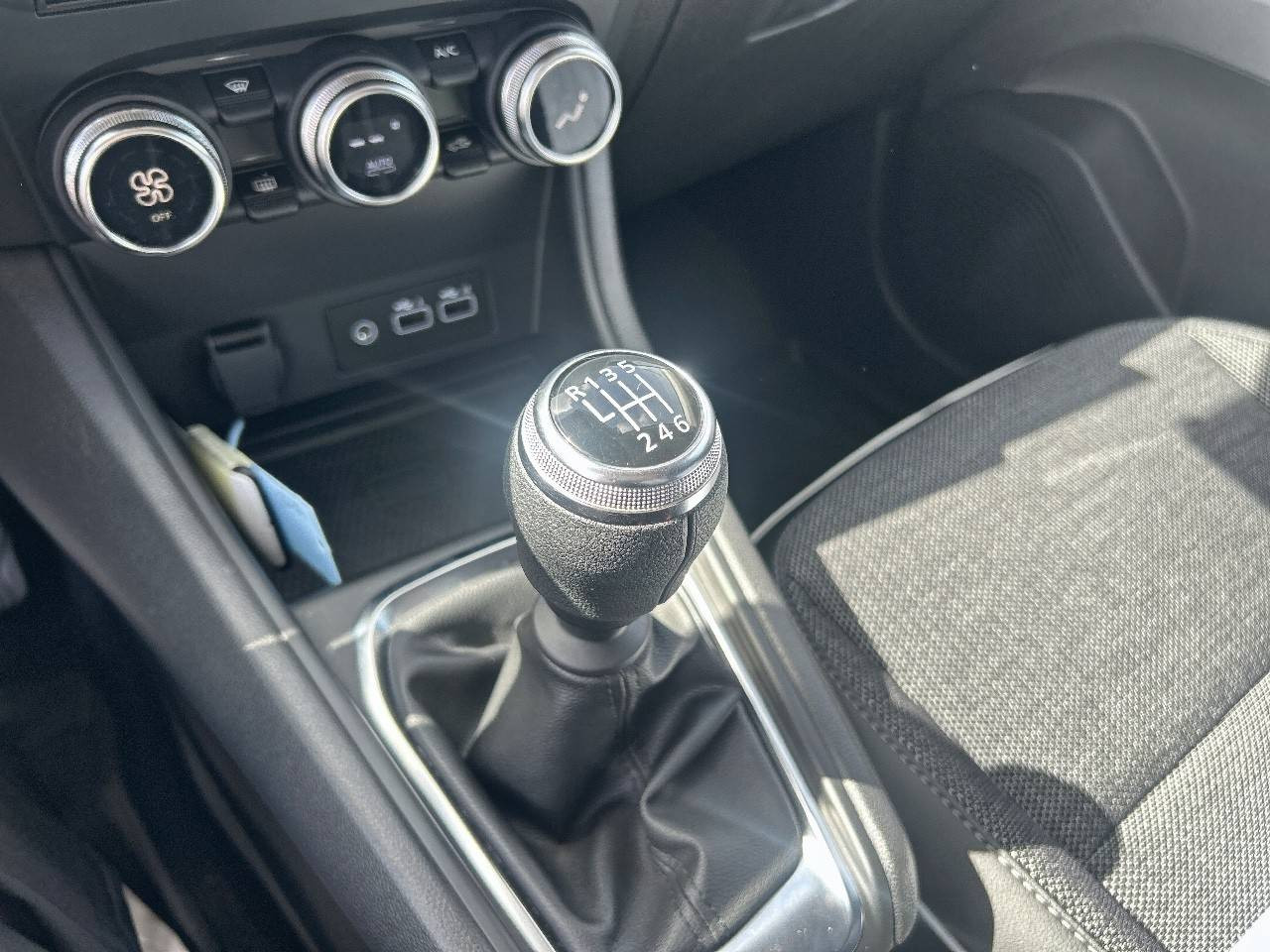 Vente en ligne Renault Captur  TCe 90 au prix de 18 490 €