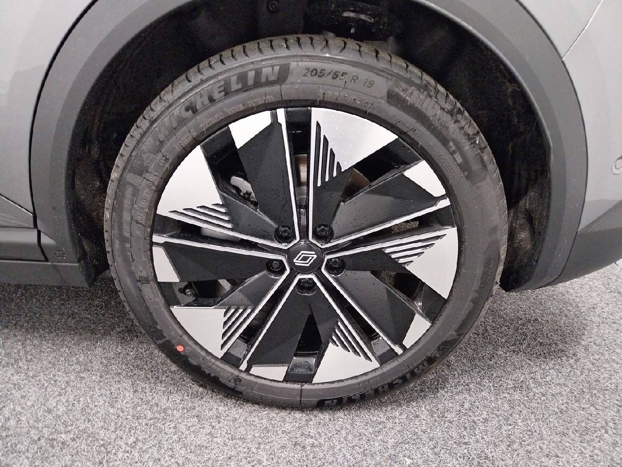 Vente en ligne Renault Scenic E-Tech  220 ch grande autonomie au prix de 43 500 €