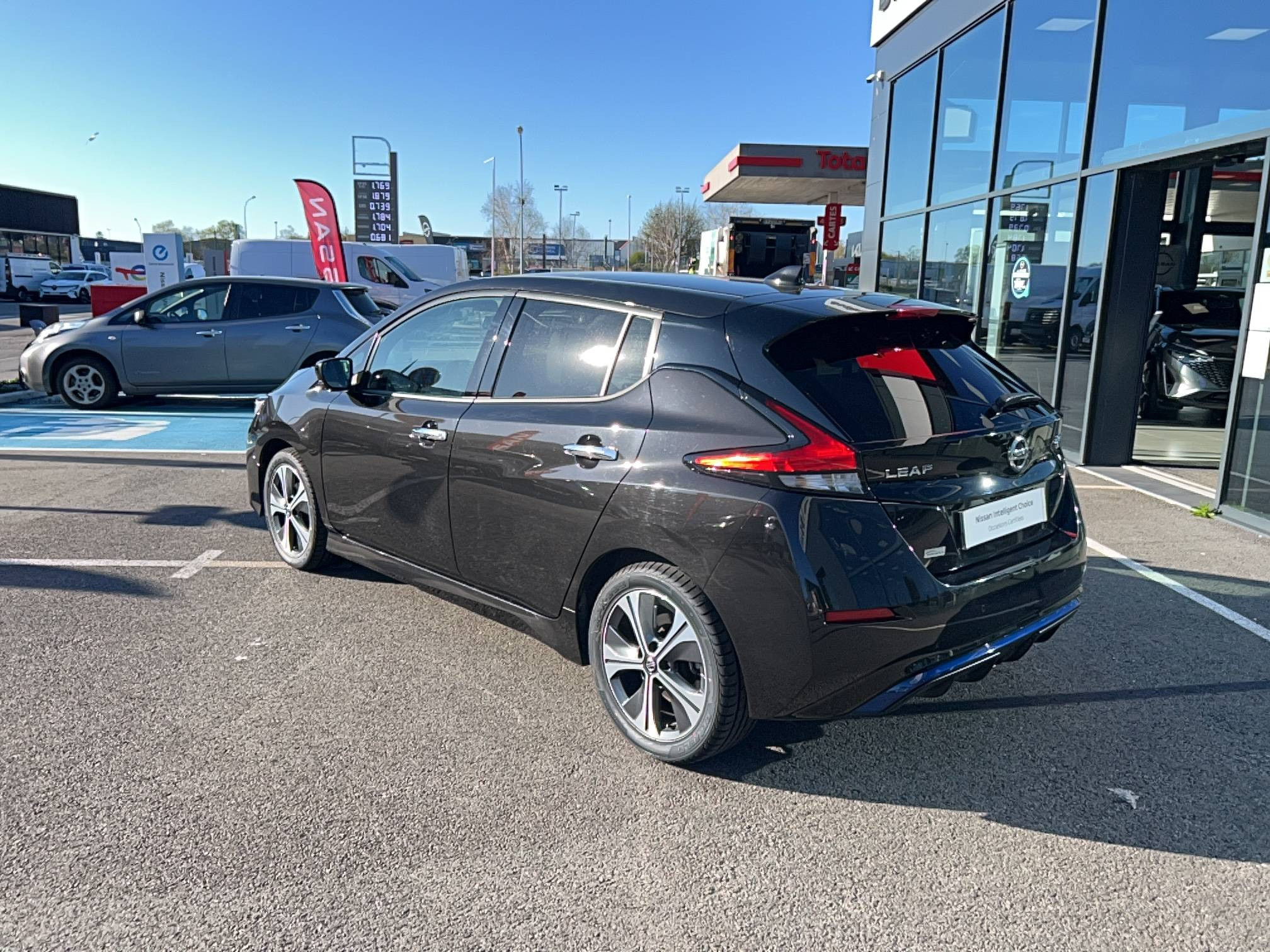 Vente en ligne Nissan Leaf Leaf Electrique 40kWh au prix de 15 990 €