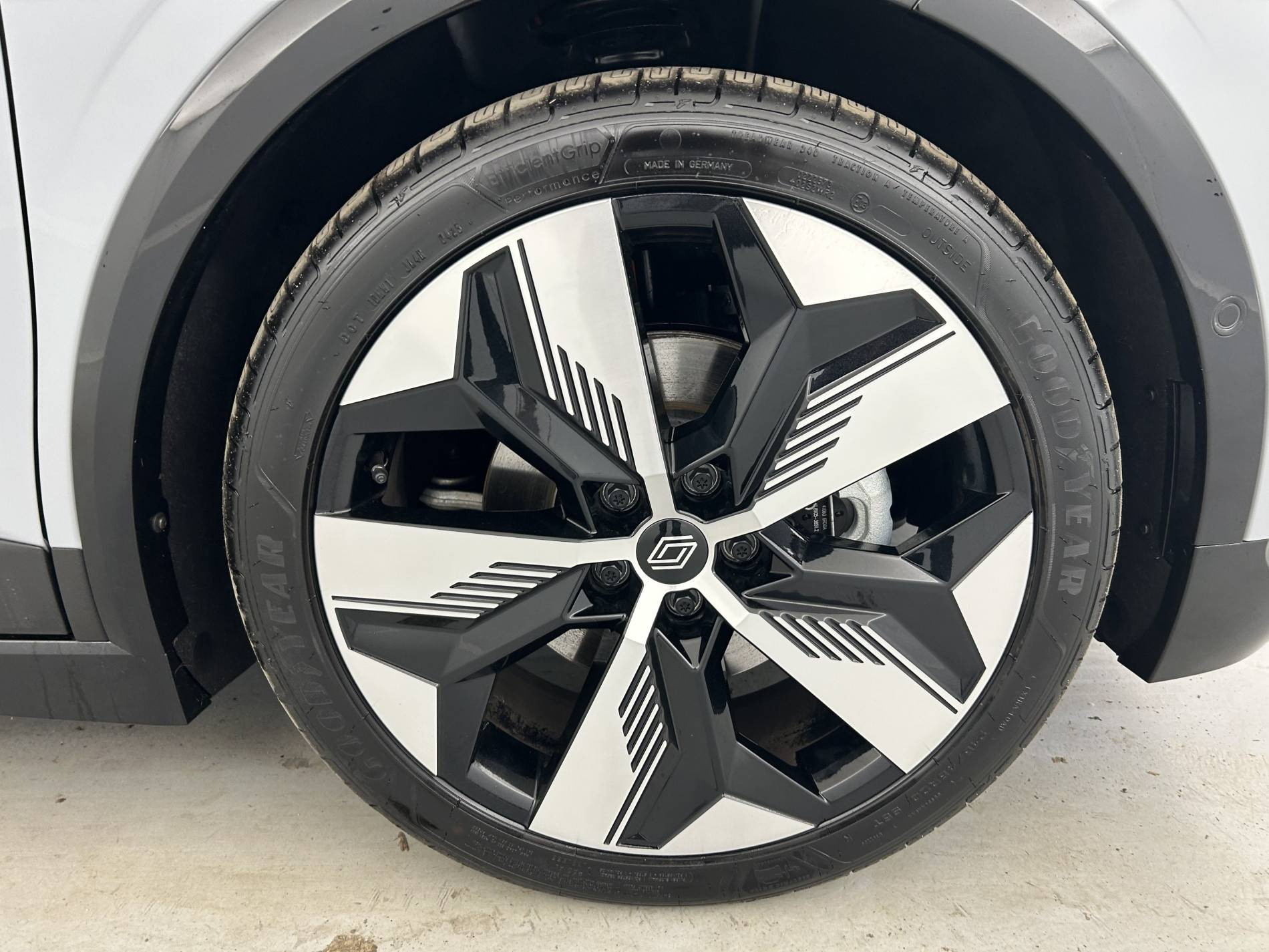 Vente en ligne Renault Megane E-Tech  220 ch autonomie confort GSR2 au prix de 30 490 €