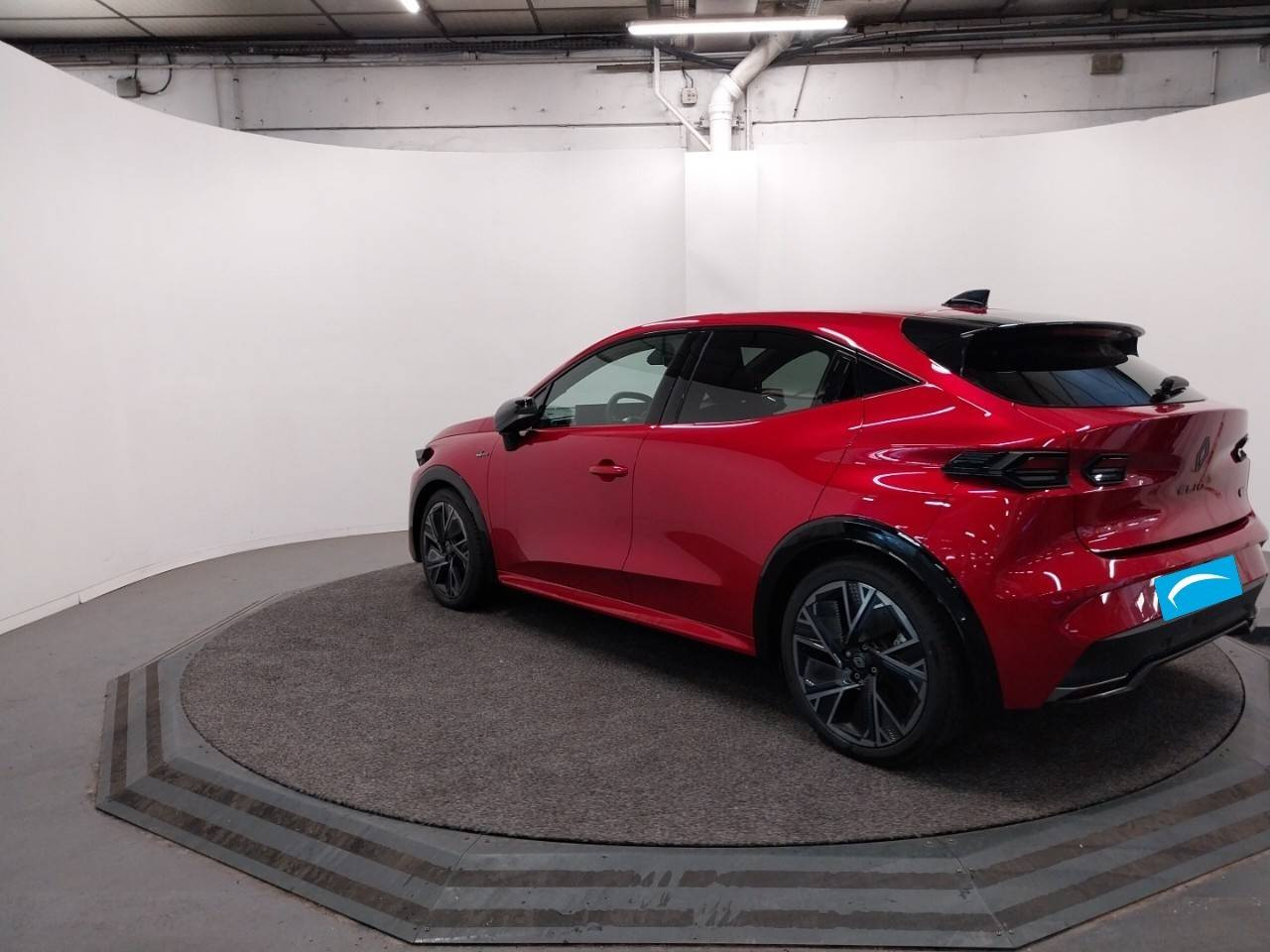 Vente en ligne Renault Clio 6 Clio E-Tech full hybrid 160 ch au prix de 30 800 €