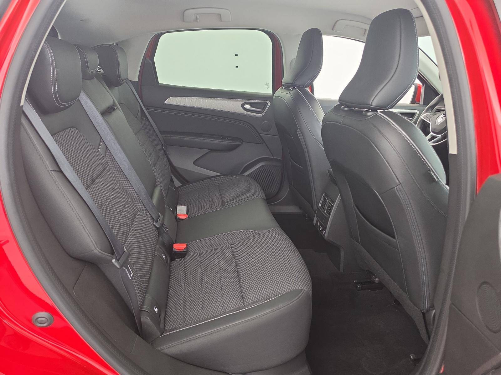 Vente en ligne Renault Arkana  E-Tech hybride 145 - 22 au prix de 17 990 €