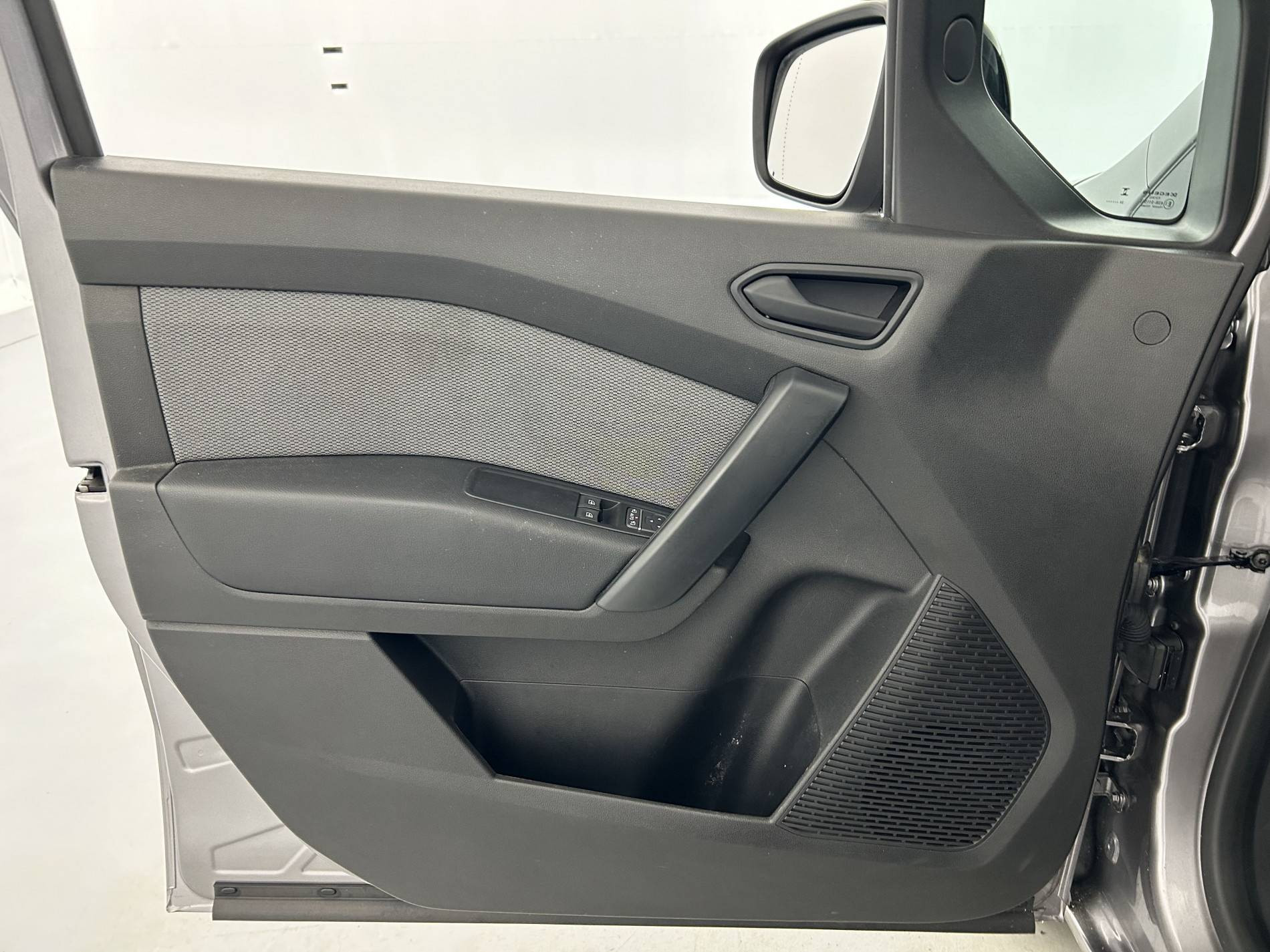 Vente en ligne Renault Kangoo  Blue dCi 95 au prix de 23 990 €