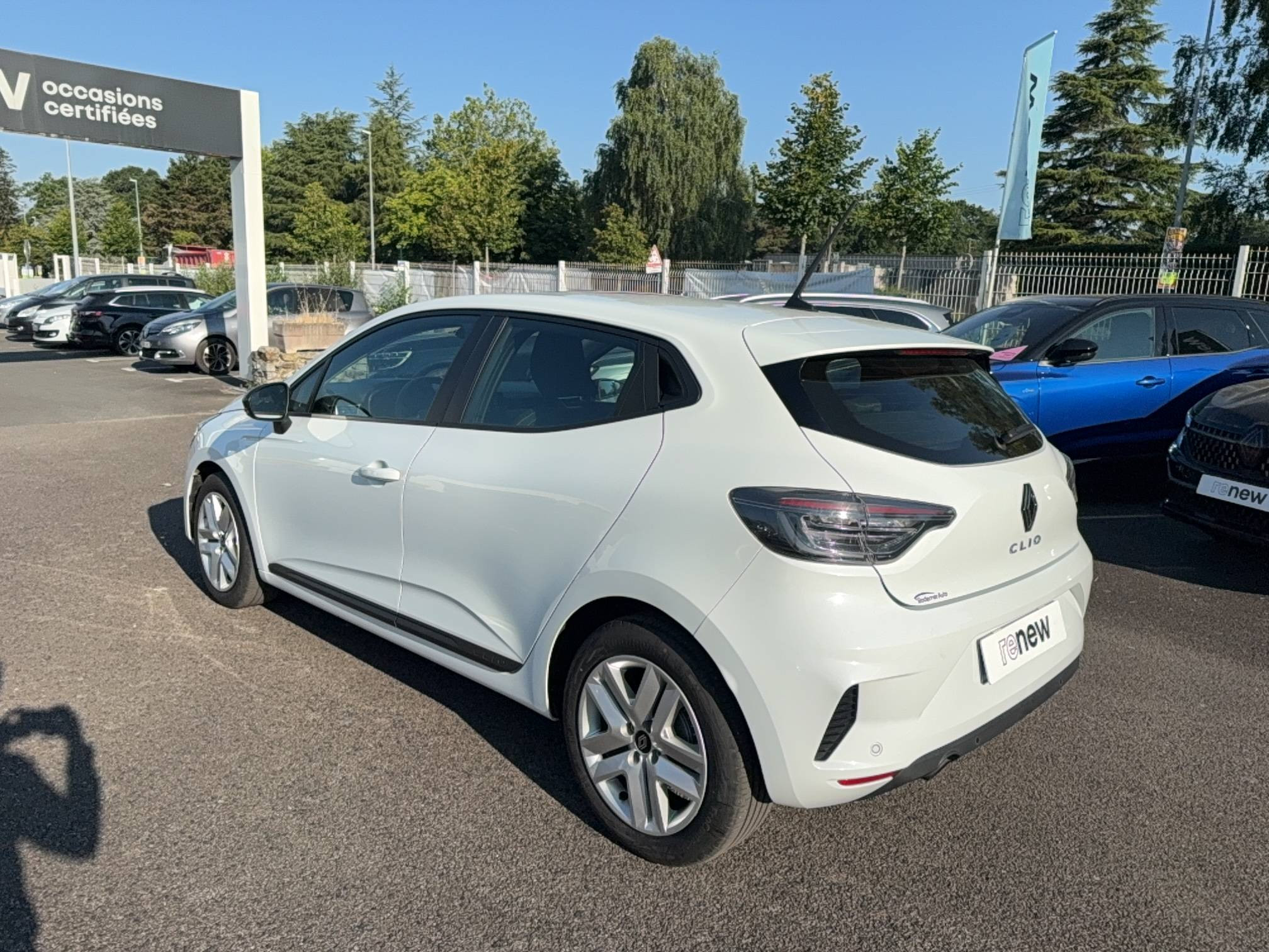 Vente en ligne Renault Clio 5 Clio dCi 100 au prix de 14 990 €