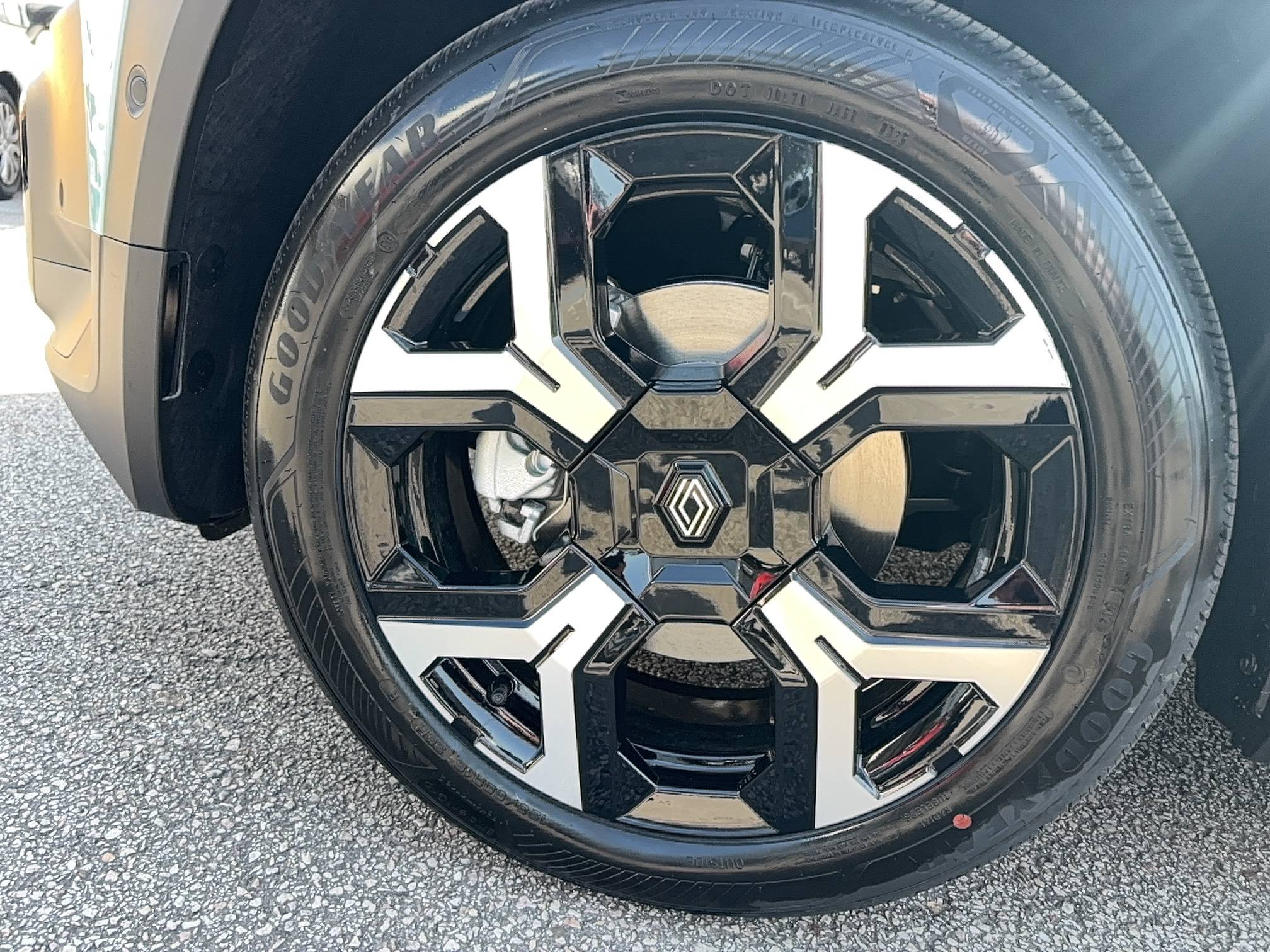 Vente en ligne Renault R4 E-Tech  150 ch autonomie confort au prix de 36 900 €