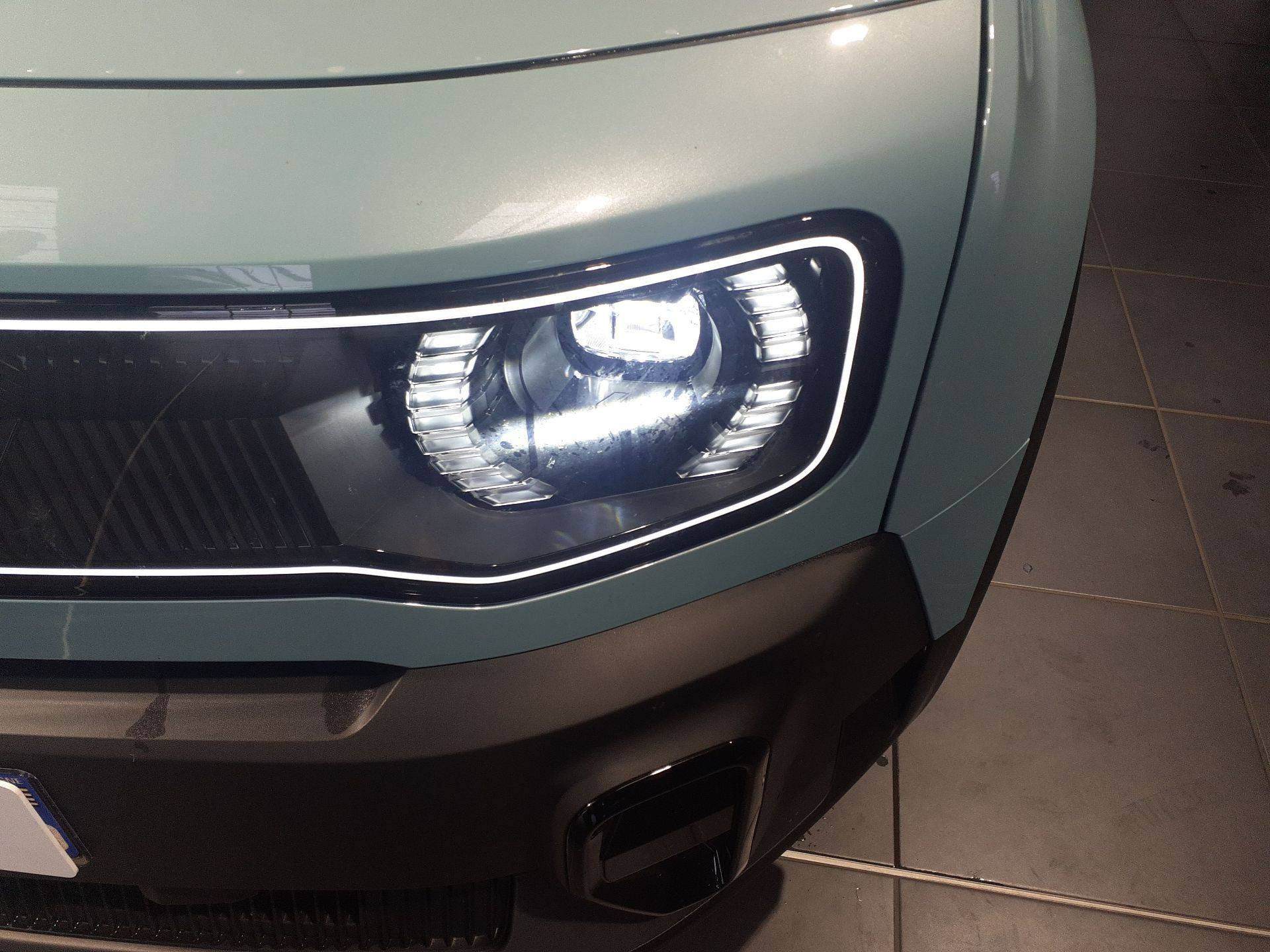 Vente en ligne Renault R4 E-Tech  150 ch autonomie confort au prix de 33 990 €