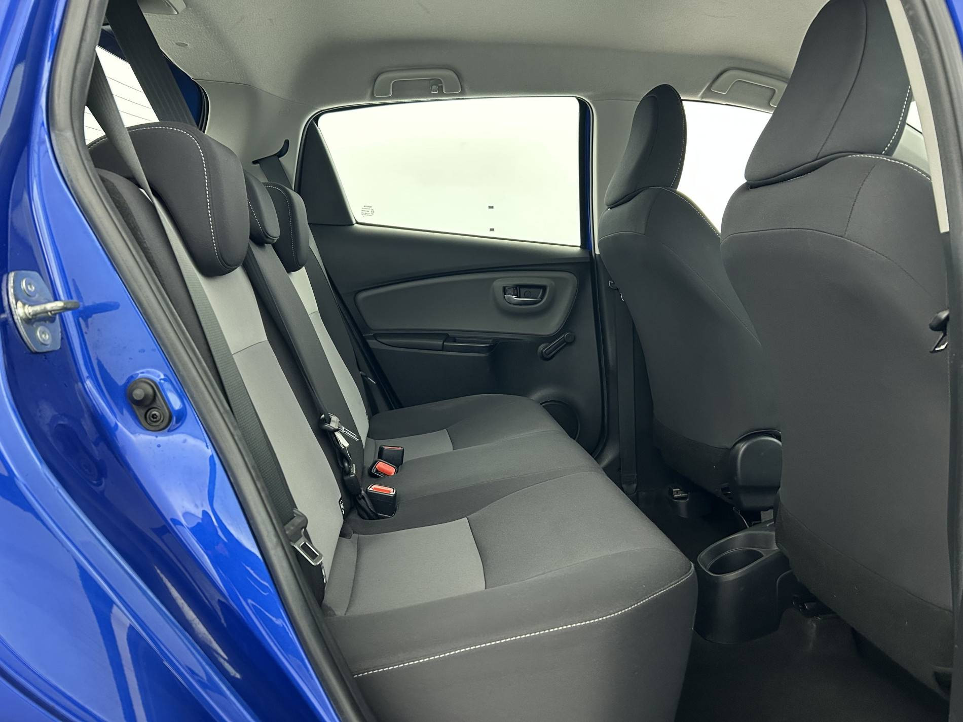 Vente en ligne Toyota Yaris Yaris 110 VVT-i au prix de 13 290 €